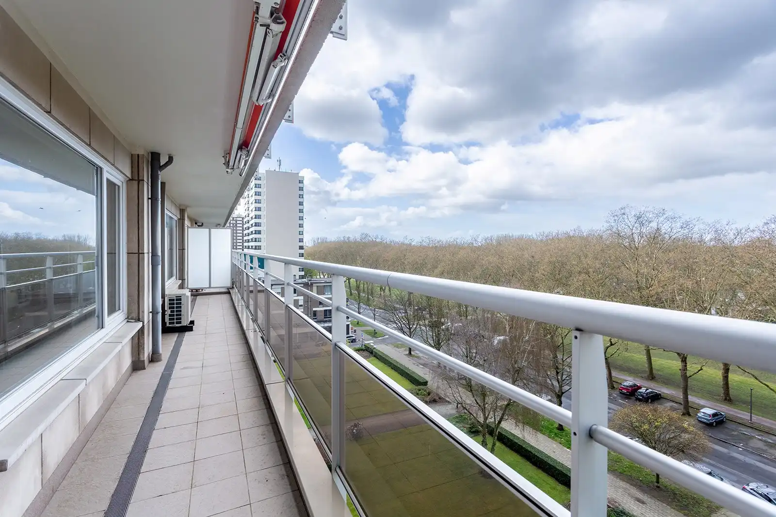 Lichtrijk appartement met 2 slaapkamers foto 11