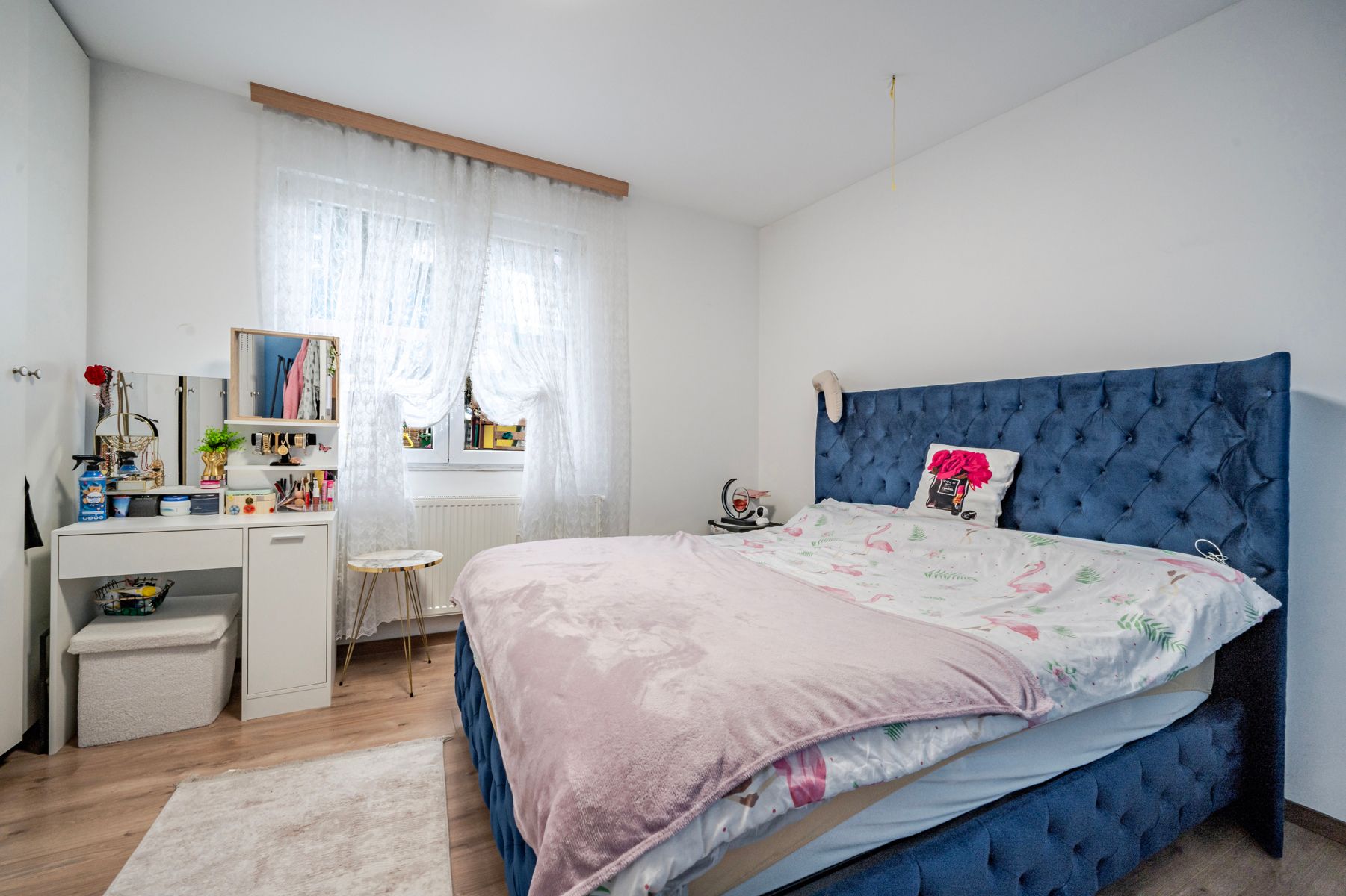 Halfopen woning met 4 slaapkamers en grote tuin in Evergem foto 9