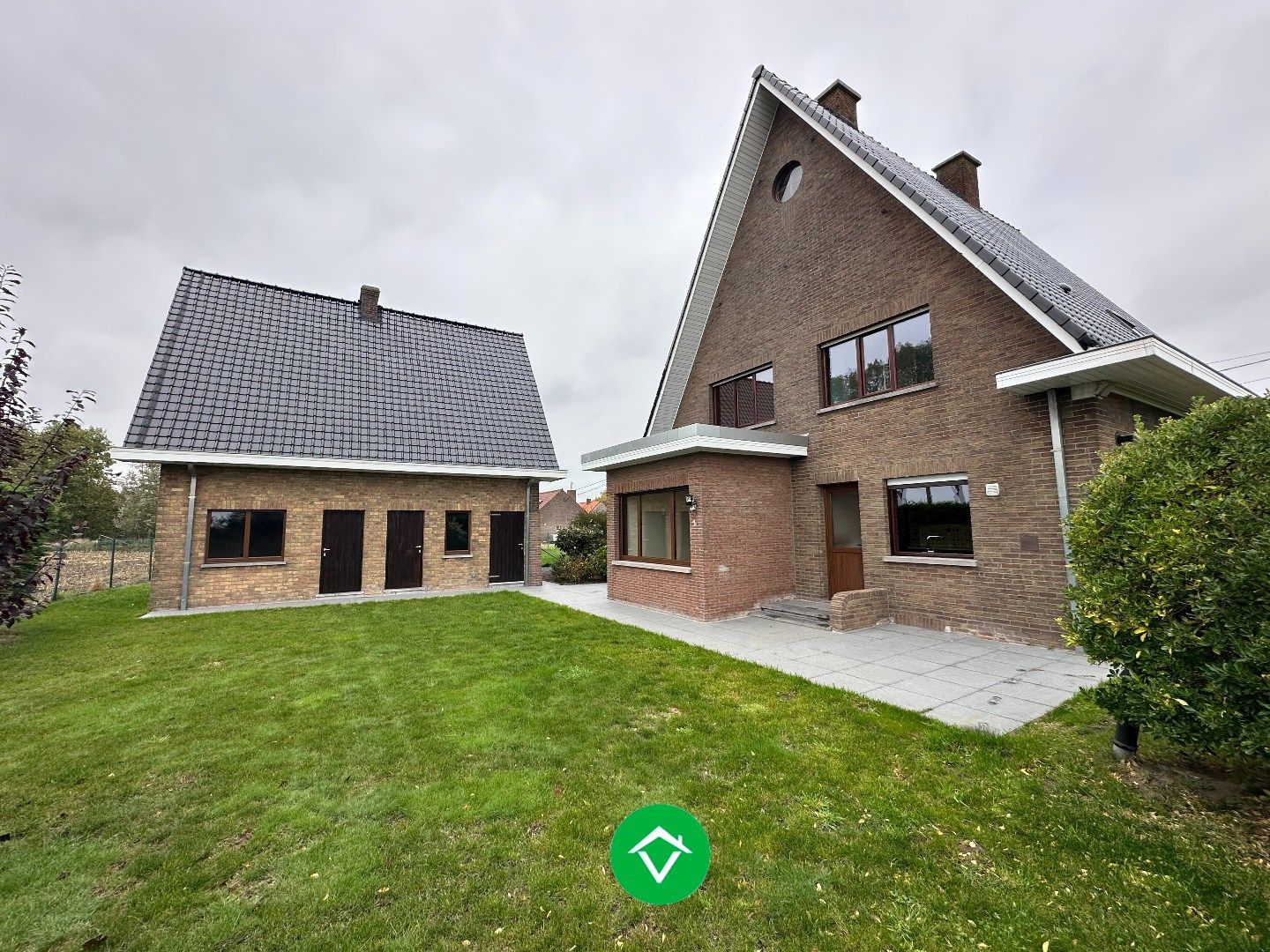 Gezellige gezinswoning met landelijke zichten te huur in Vladslo foto 35