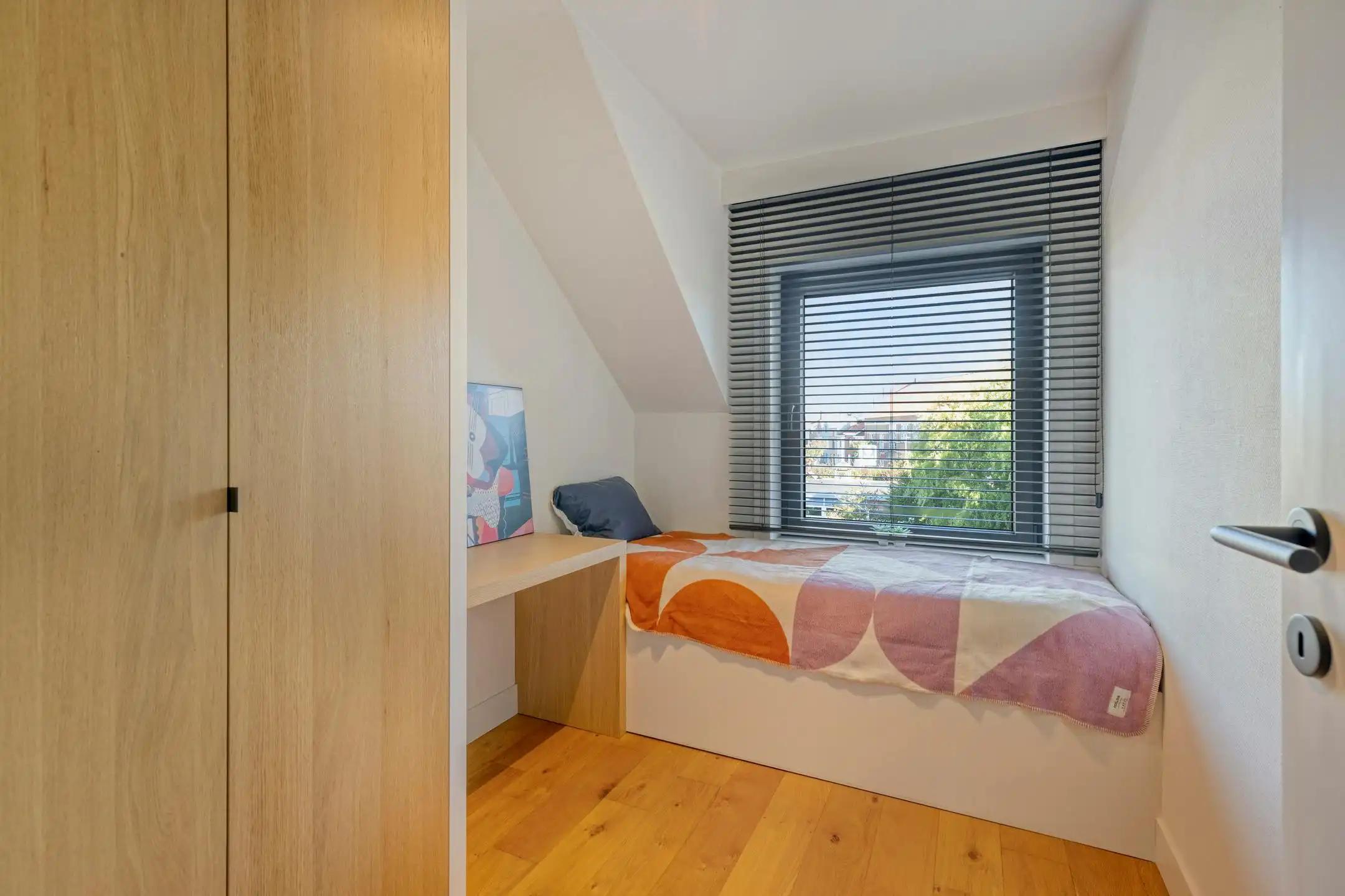 Prachtig gerenoveerde woning met 3 slaapkamers en zonnige tuin! foto 14