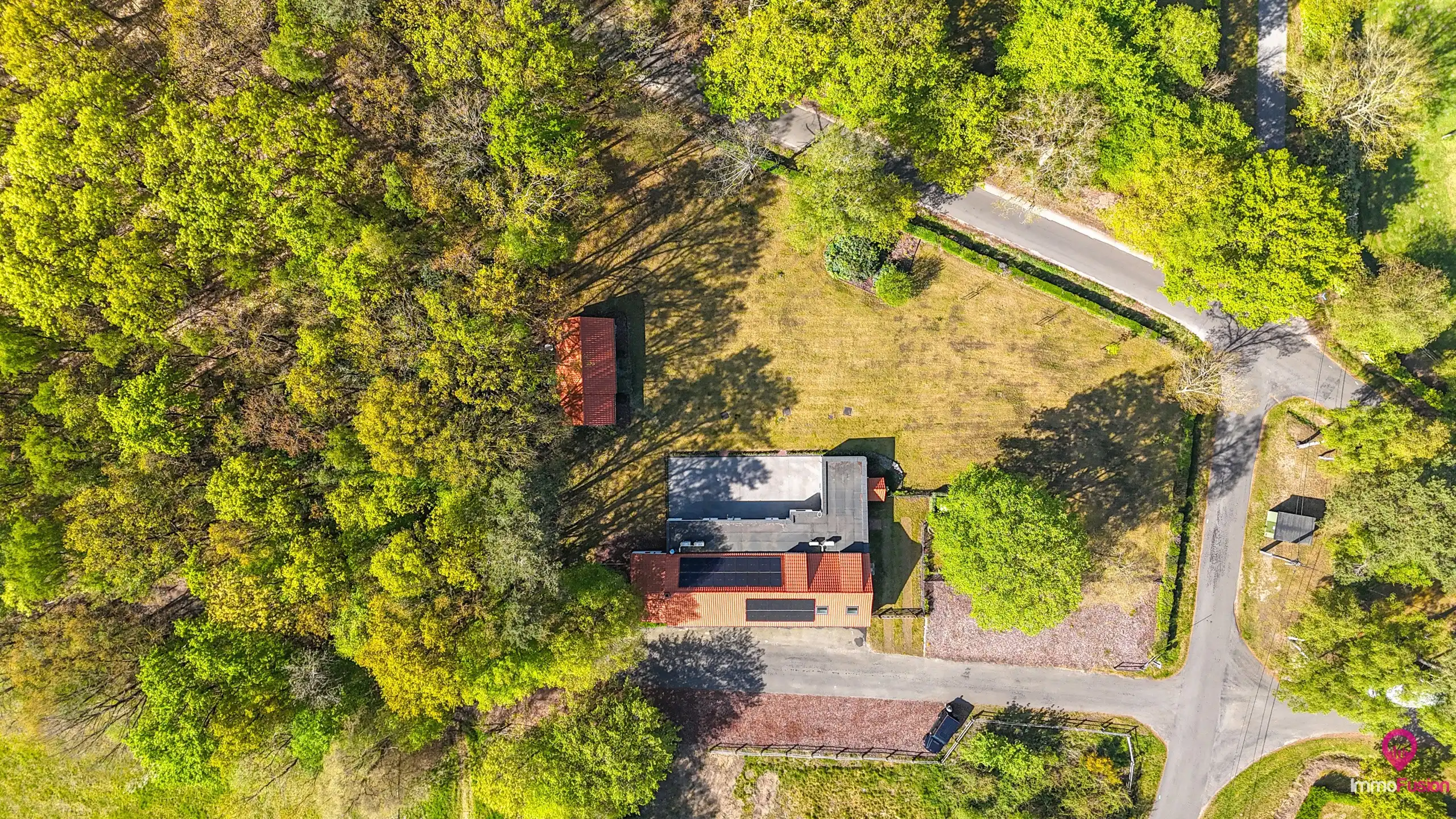 Multifunctioneel horecapand op een perceel van 1.9 hectare! foto 85