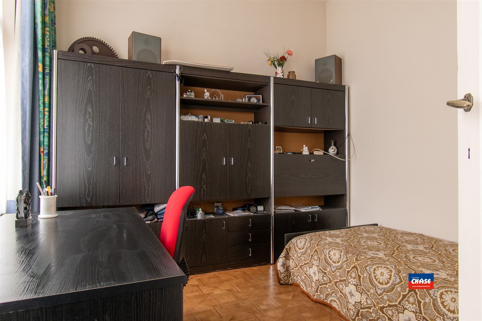 Zeer ruime woning met tal van mogelijkheden! foto 28