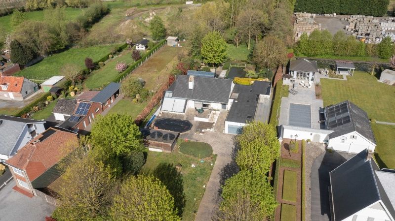 Roeselare-Rumbeke: RIANTE STATIGE VILLA op een perceel van +/-3.915 m², recent open zwembad, 3 slaapkamers en tal van mogelijkheden op een uiterst centrale ligging. foto 23