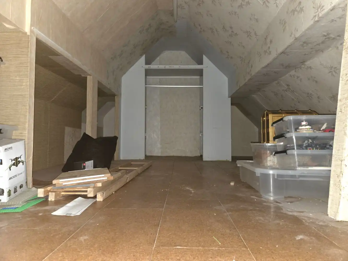 Zeer rustig gelegen woning in Mariaburg, gerenoveerd en voorzien van 3 slaapkamers en ruime garage aanbouw foto 14