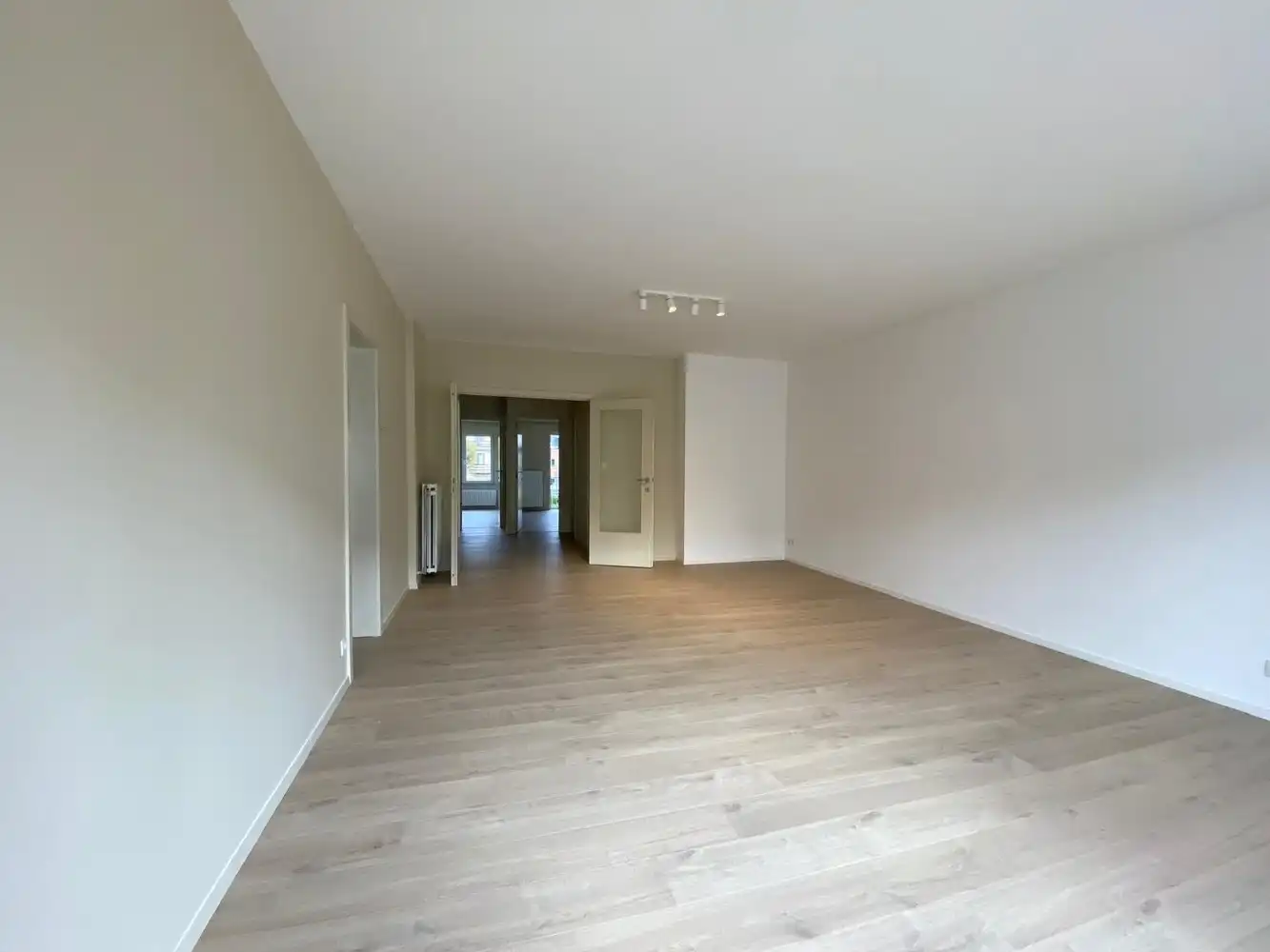 KLAPROZENLAAN 27/02.01 foto 4