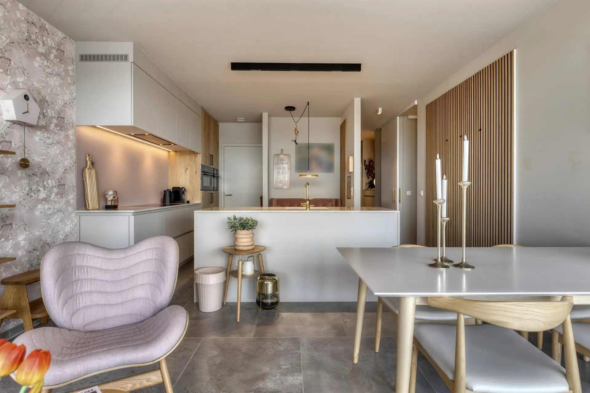 Loftappartement met 2 kamers in centrum foto 10