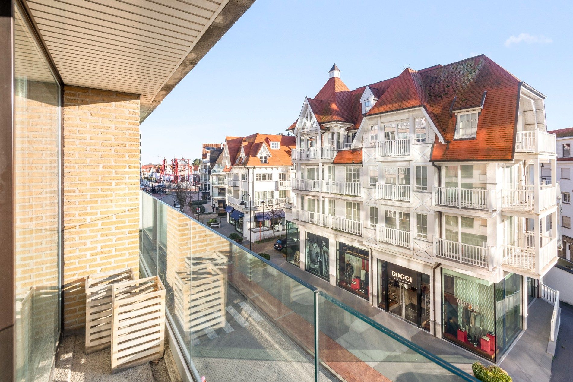 Aangenaam appartement met zuidgericht terras en open zicht, gelegen in de Kustlaan in het Zoute. foto 10