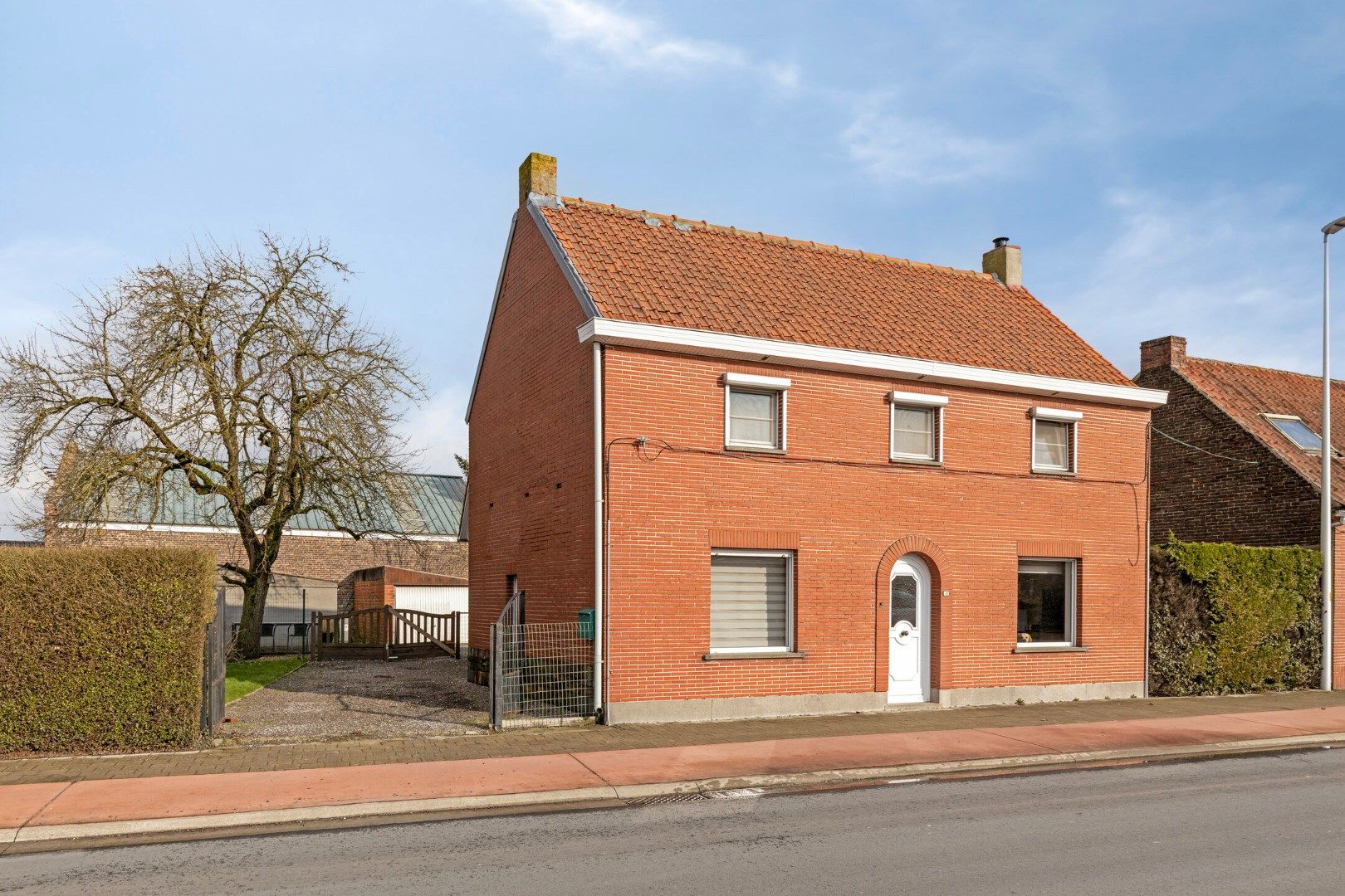 Te renoveren woning  met 3 slaapkamers en tuin in Lochristi. foto 20