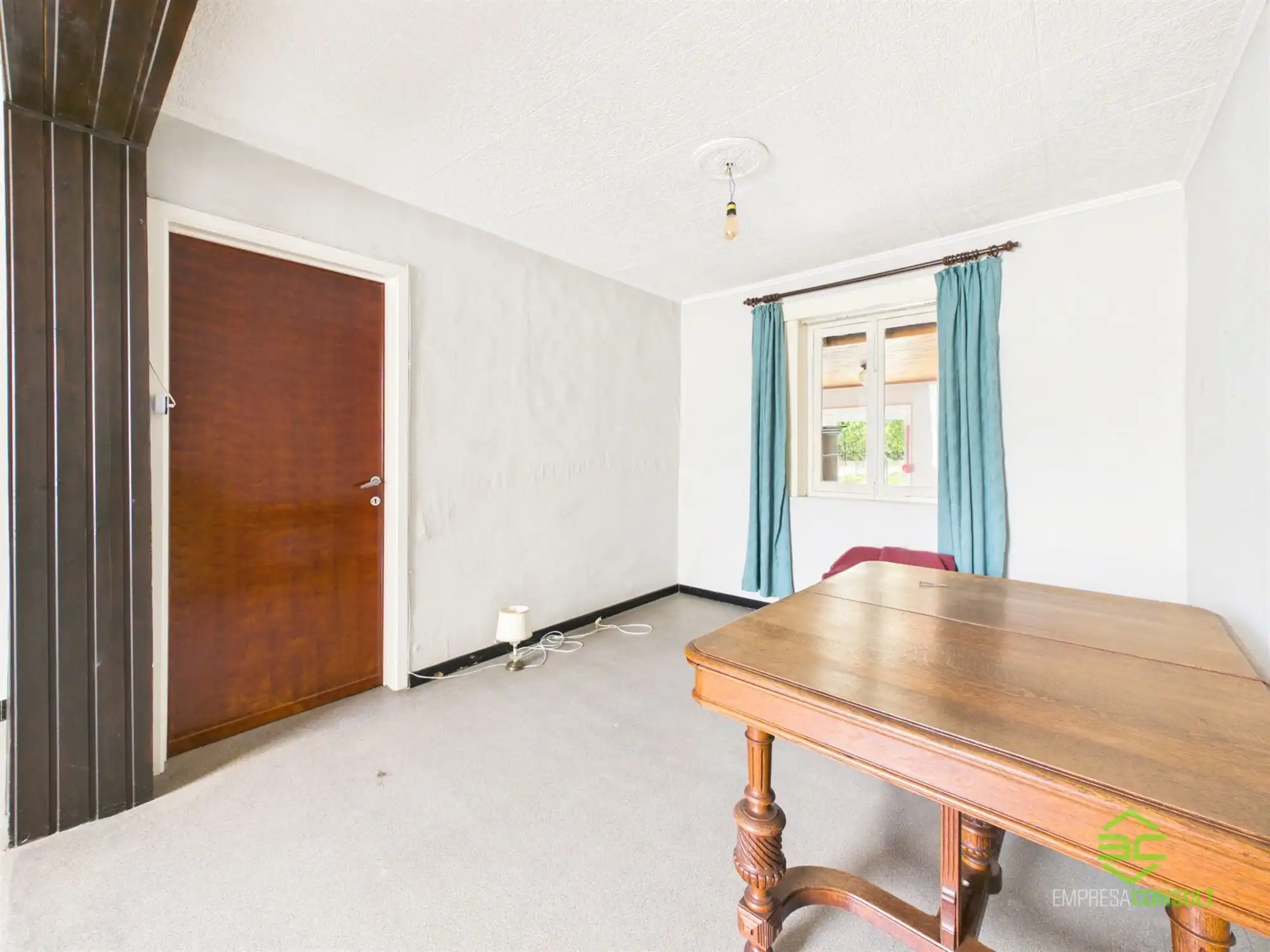 Centraal gelegen te renoveren woning in Kortenbos! foto 8