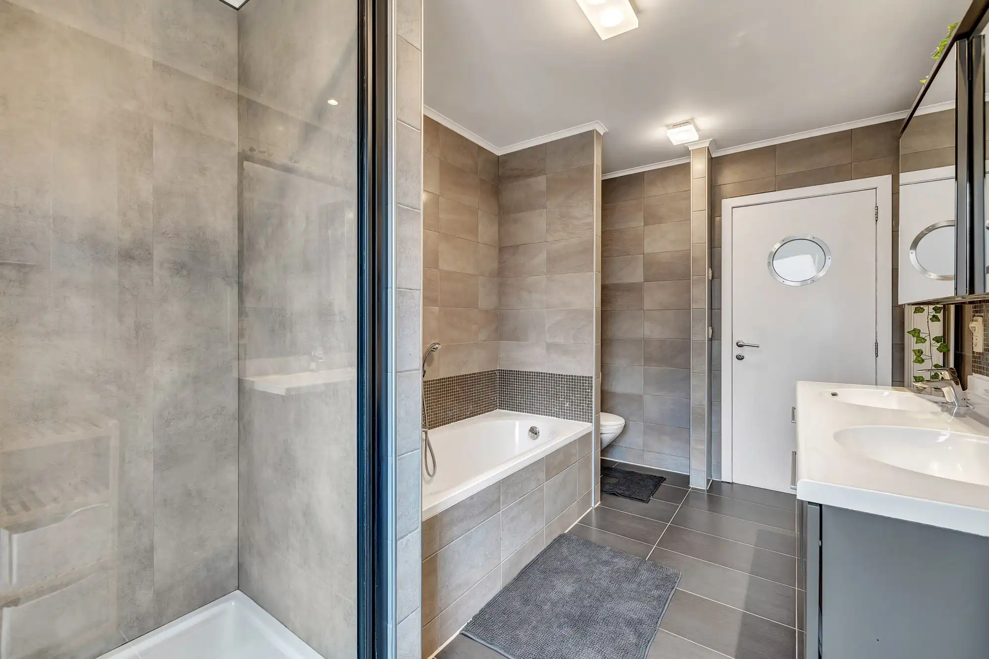Instapklare halfopen woning met tuin en EPC C foto 15