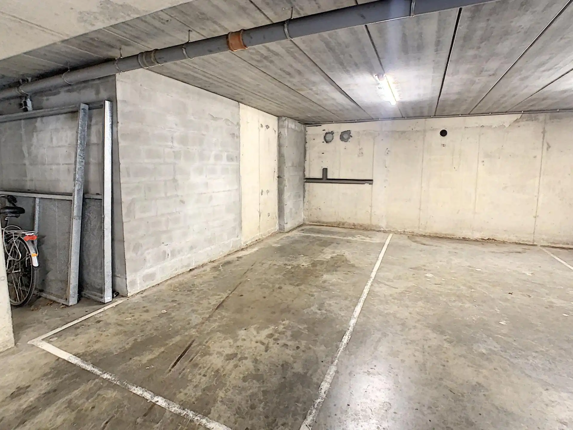 Uitstekend gelegen studio met parking te Leuven foto 12