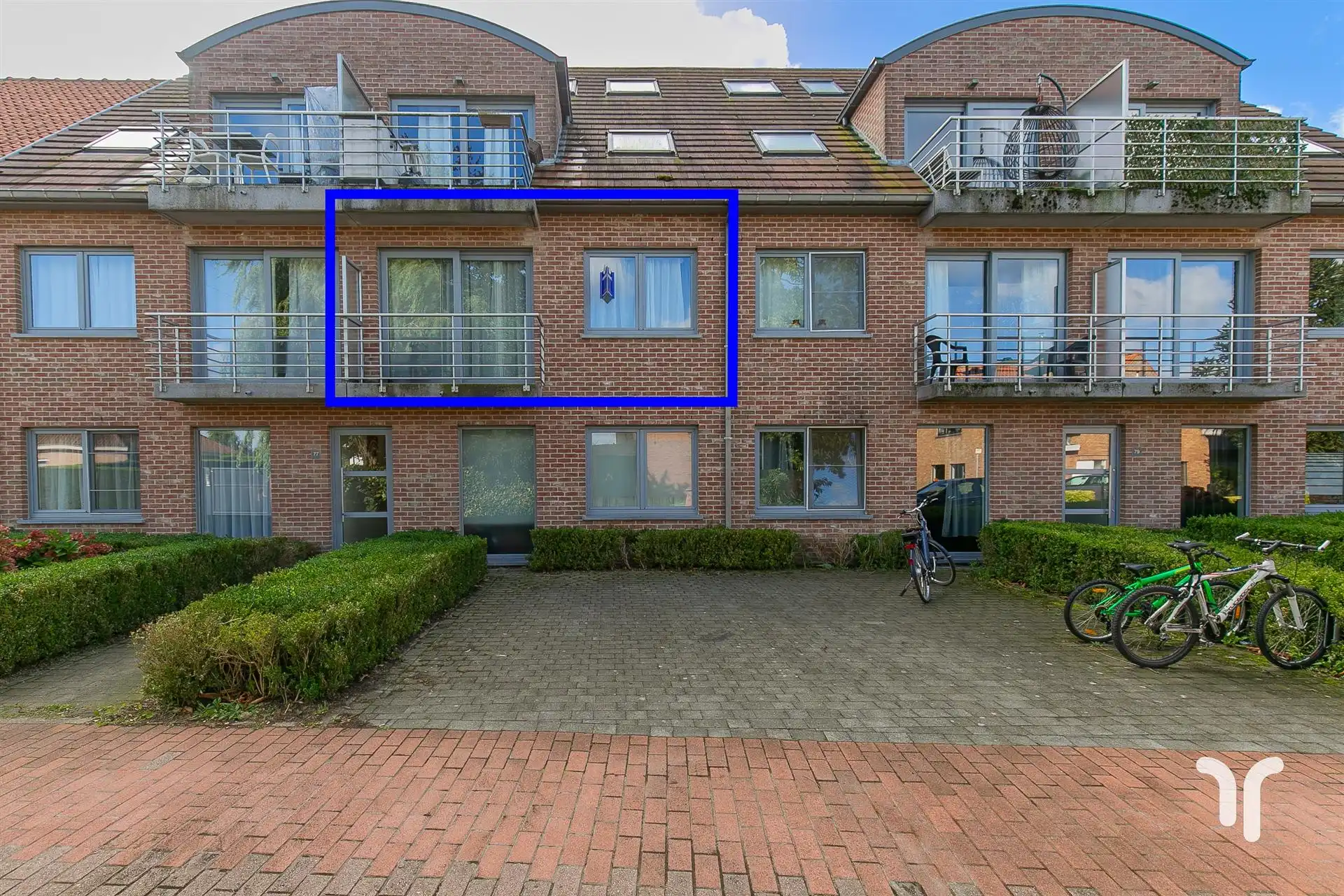 Appartement foto {{pictureIndex}}