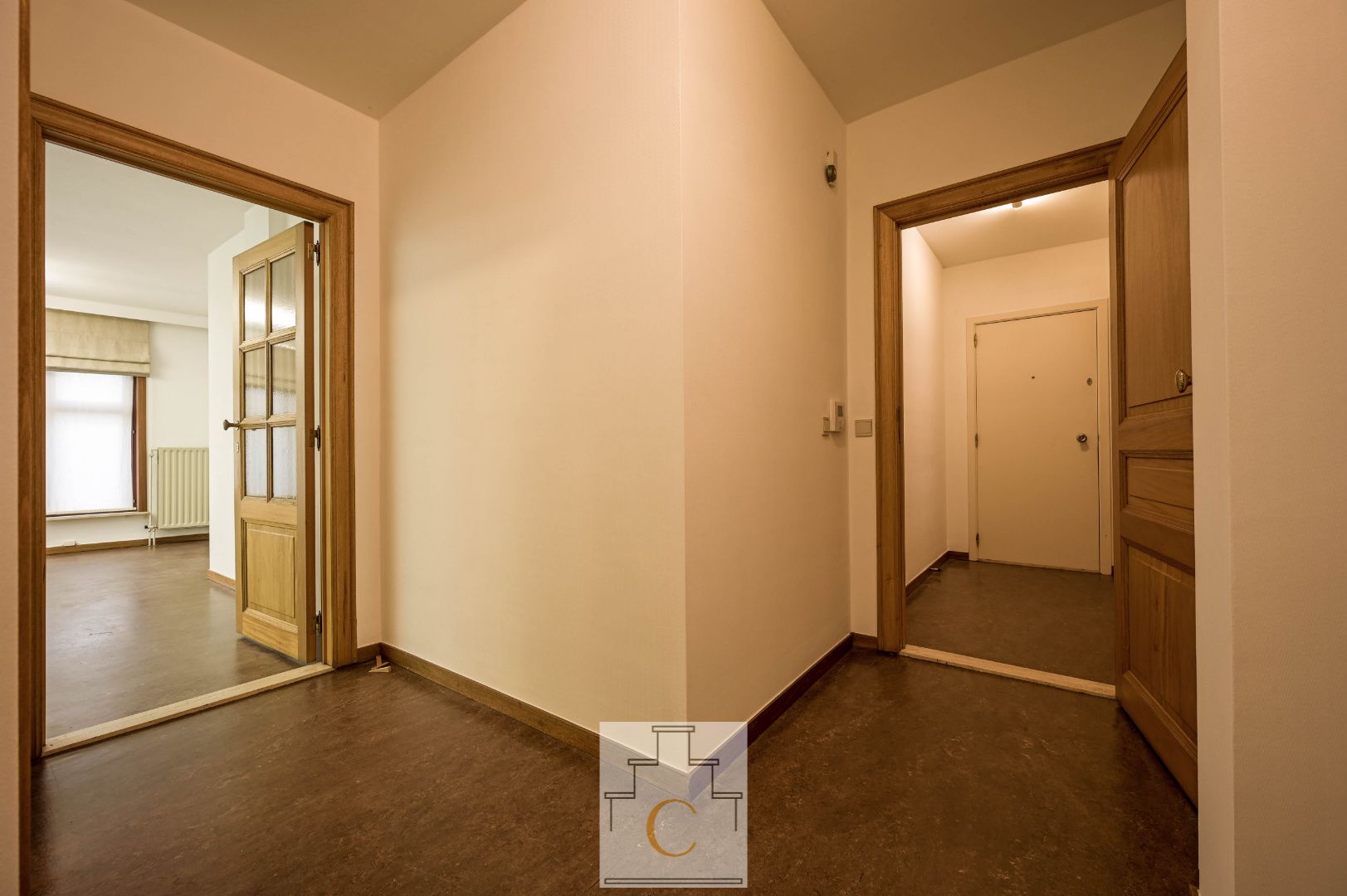 zeer goed onderhouden gelijkvloers appartement (108 m2) op toplocatie in de Moerstraat, met terrras 45 m2 en optionele aankoop kleine autostandplaats en/of grote garagebox foto 12