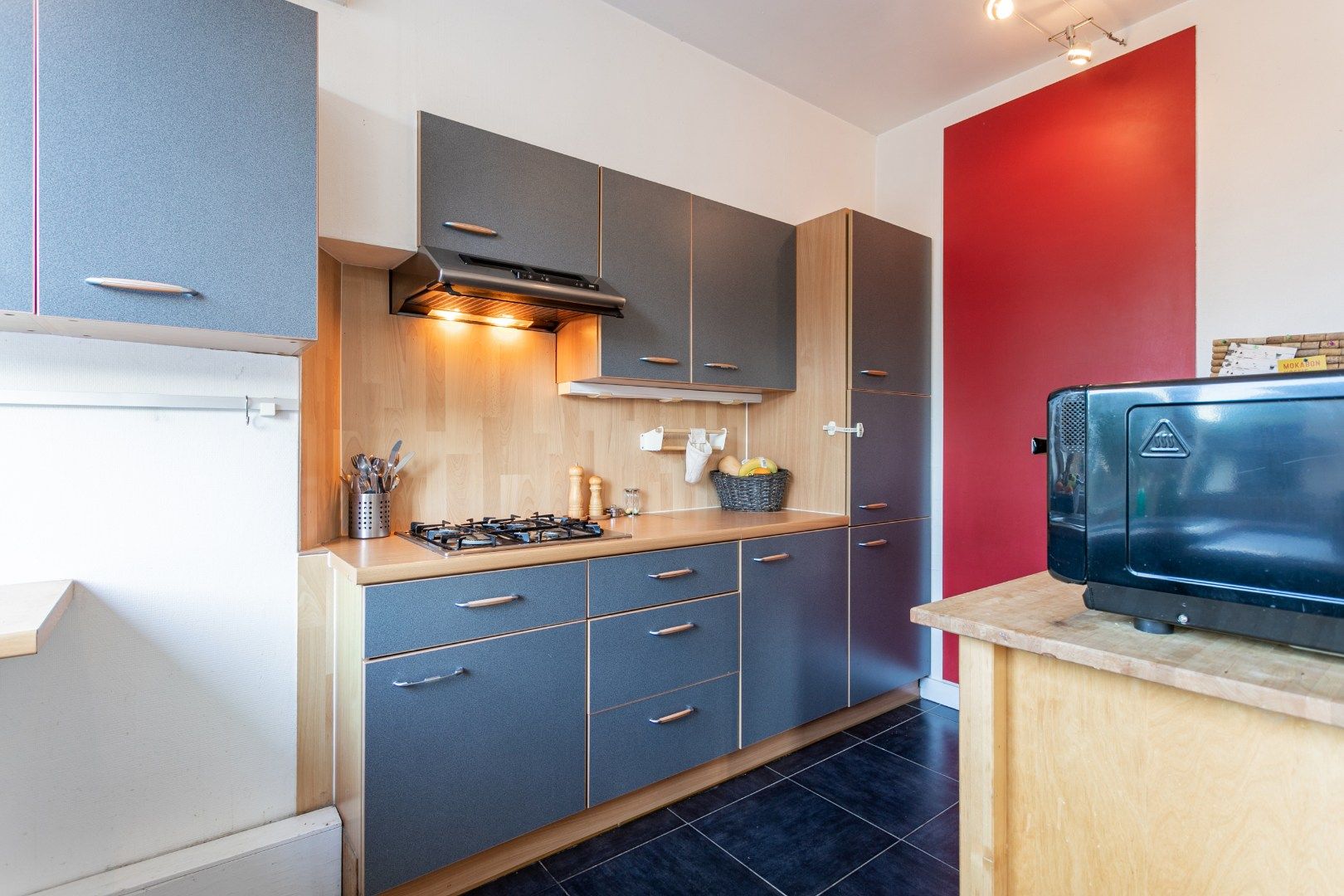 Opbrengsteigendom met 2 app in het centrum van Halle foto 25