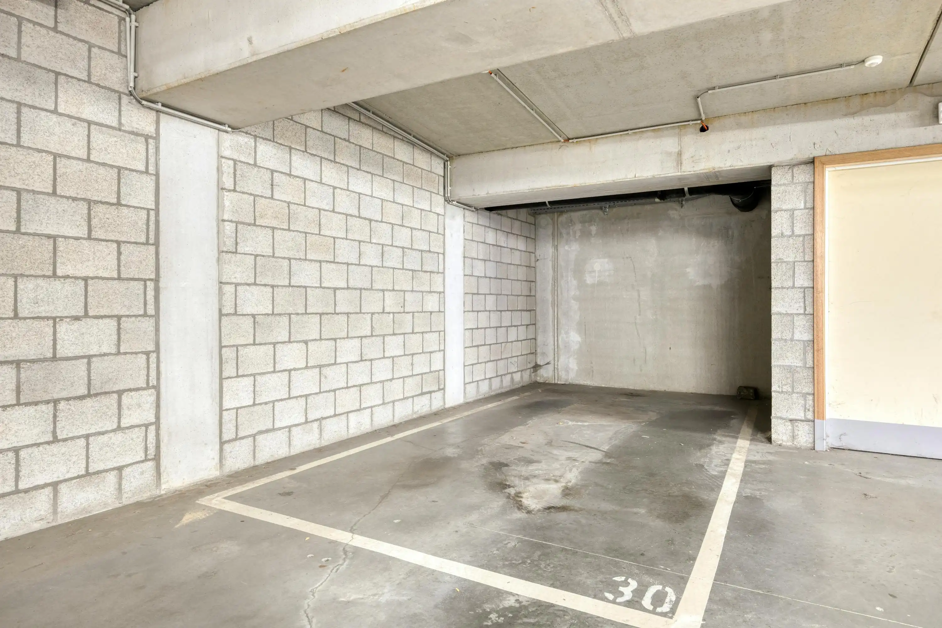 Ruim duplex appartement in Res Ijsfabriek te Strombeek-Bever foto 19