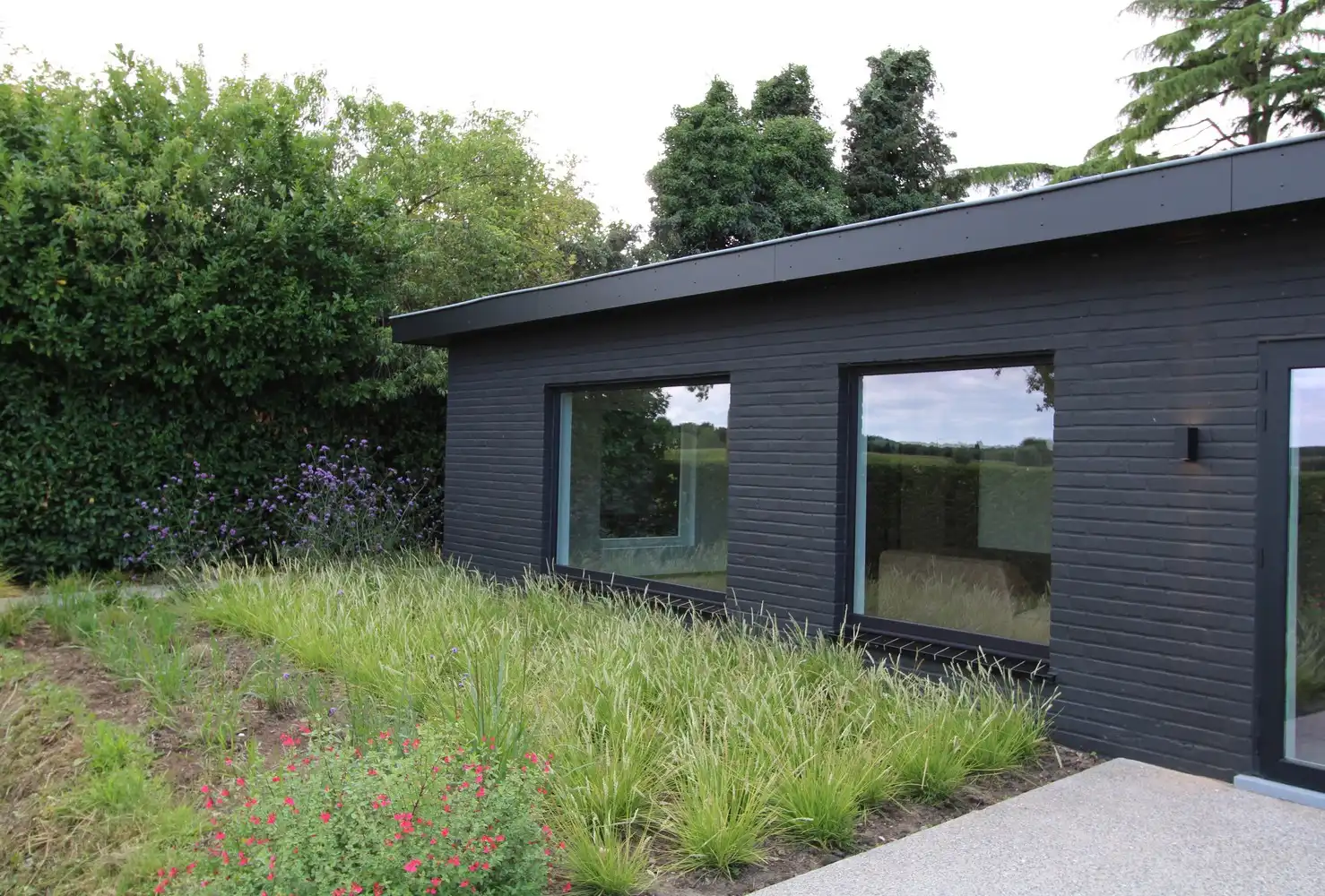 Damme, vlakbij Moerkerke Tot in de puntjes LUXUEUS  gerenoveerde ENERGIEZUINIGE open bebouwing , alles op het gelijkvloers foto 33