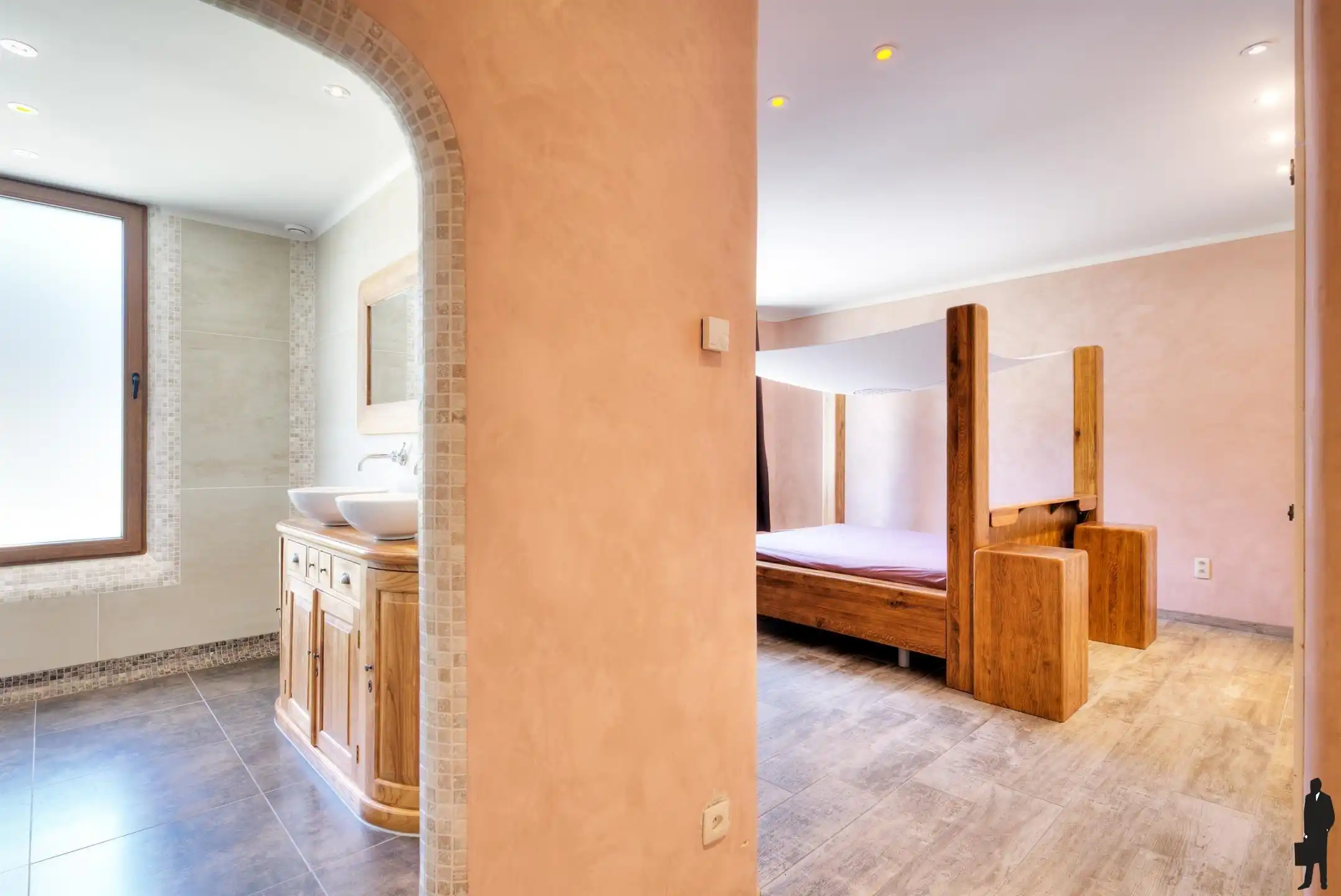 Luxe kangoeroe-villa te Sint-Job met paardenacc. op ca. 1,2 HA! foto 21