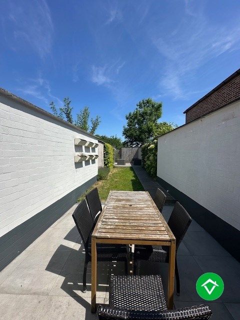 Instapklare woning met 2 slaapkamers en tuin te Eernegem foto 13