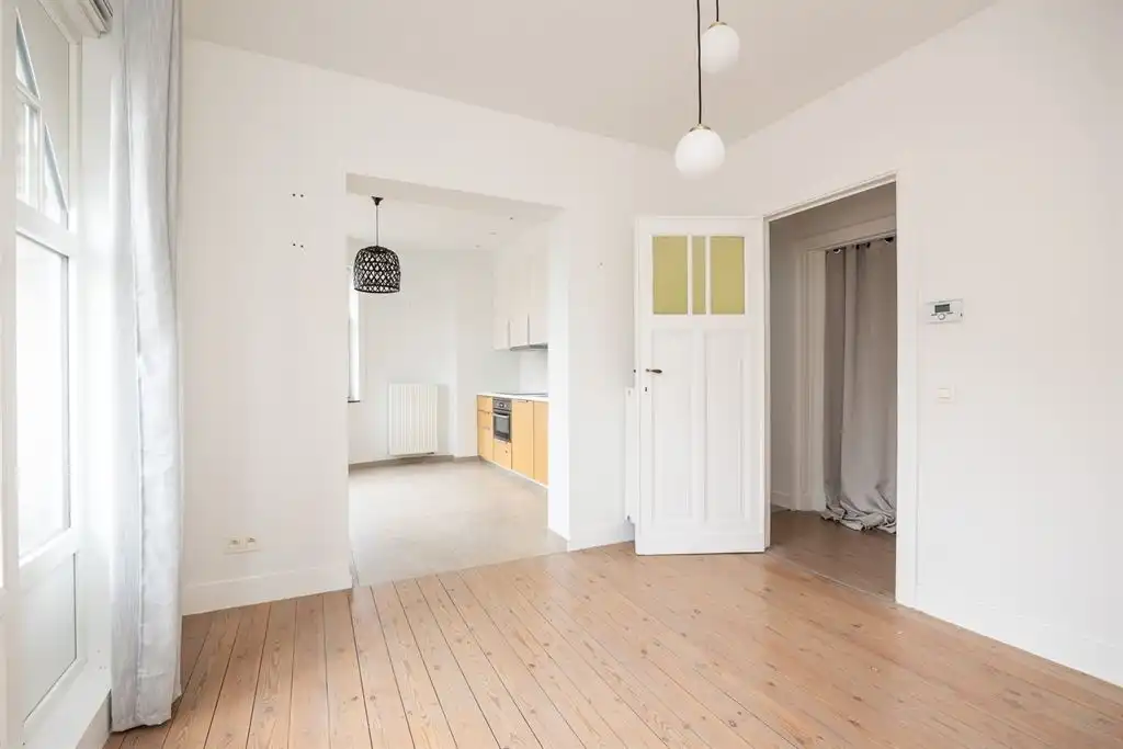 Charmant éénslaapkamer appartement met tuin foto 2