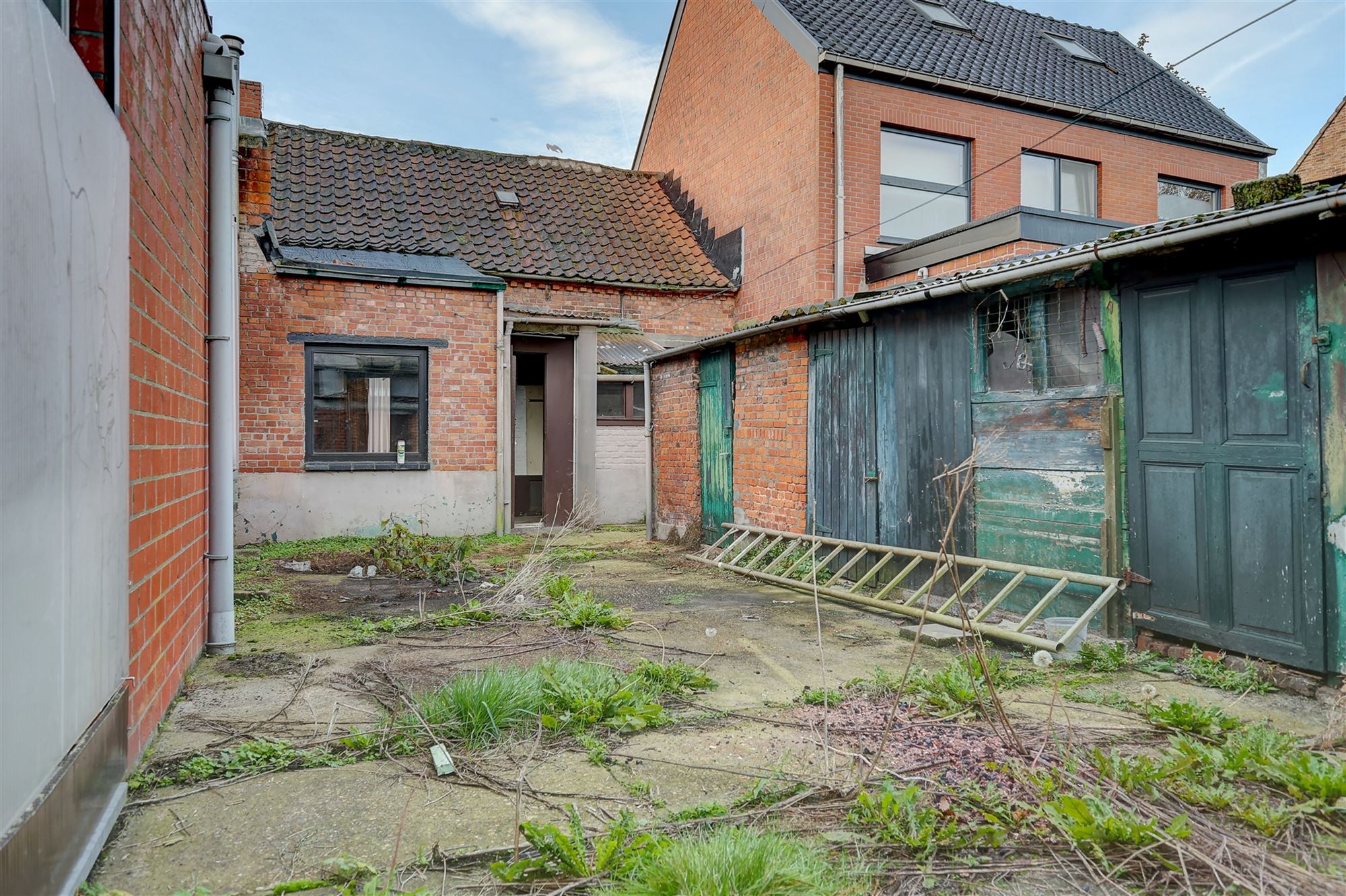 Te renoveren woning/ bouwgrond in het centrum van De Klinge foto 6