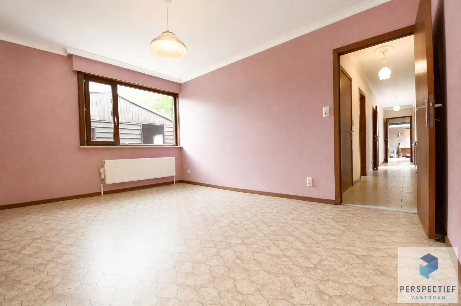 Rustig gelegen gelijkvloerse woning met royale woonoppervlakte foto 14