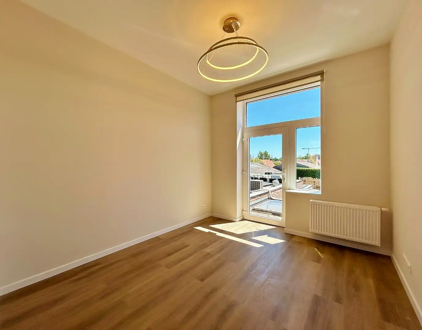 Volledig gerenoveerd duplex-appartement op wandelafstand van het centrum van Ieper foto 3