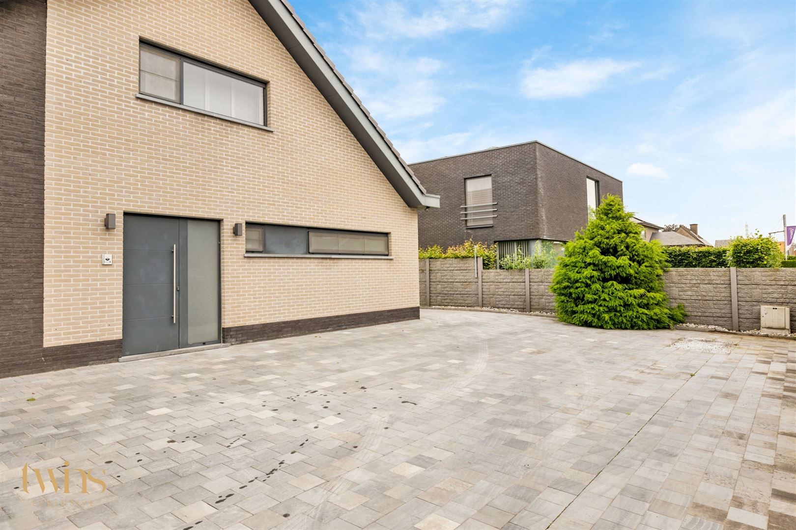 Vrijstaande villa met garage/bijgebouw, ruime oprit te Huivelde te Zele foto 10