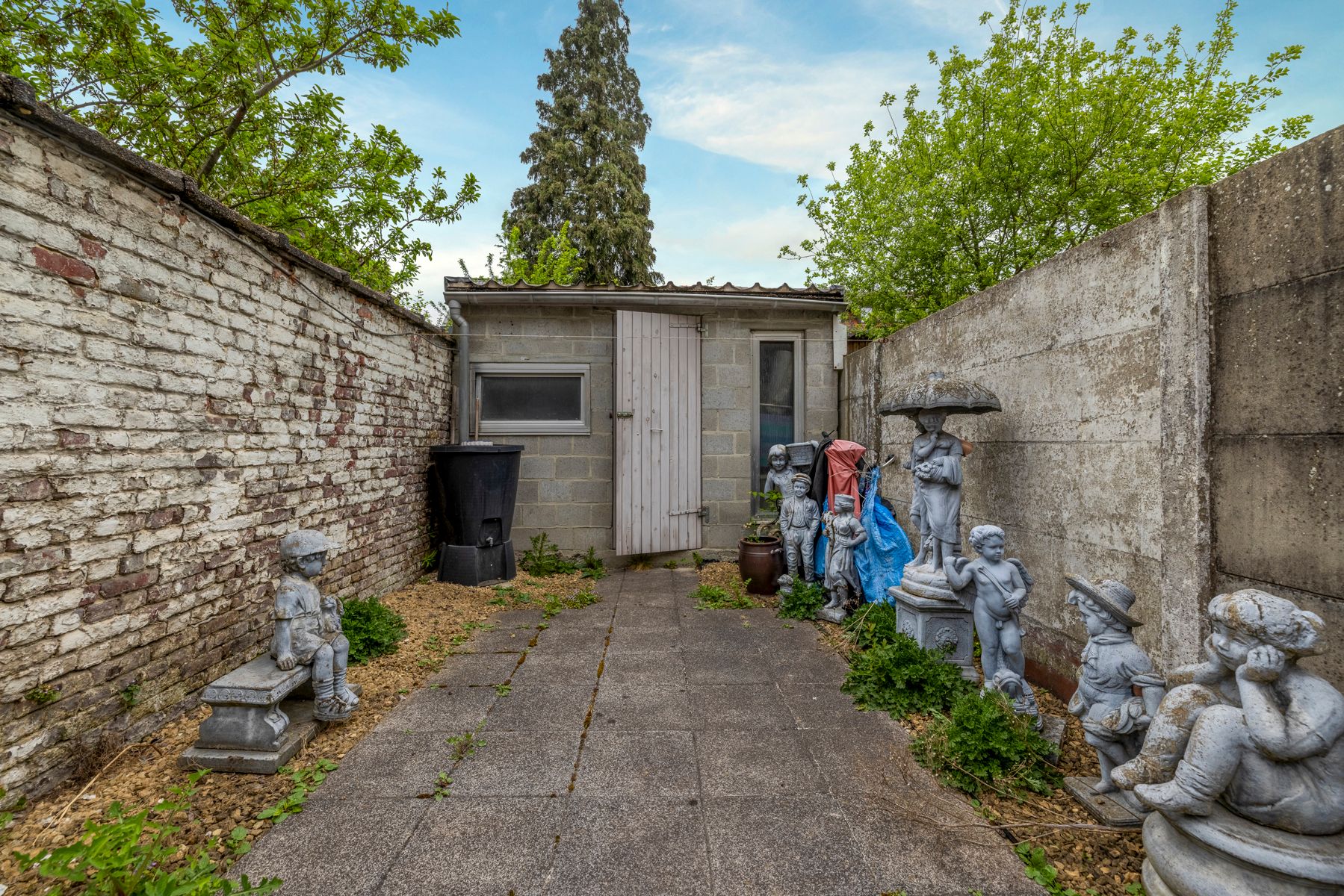 Te renoveren woning met 4 slpks en stadstuin in Gentbrugge  foto 11