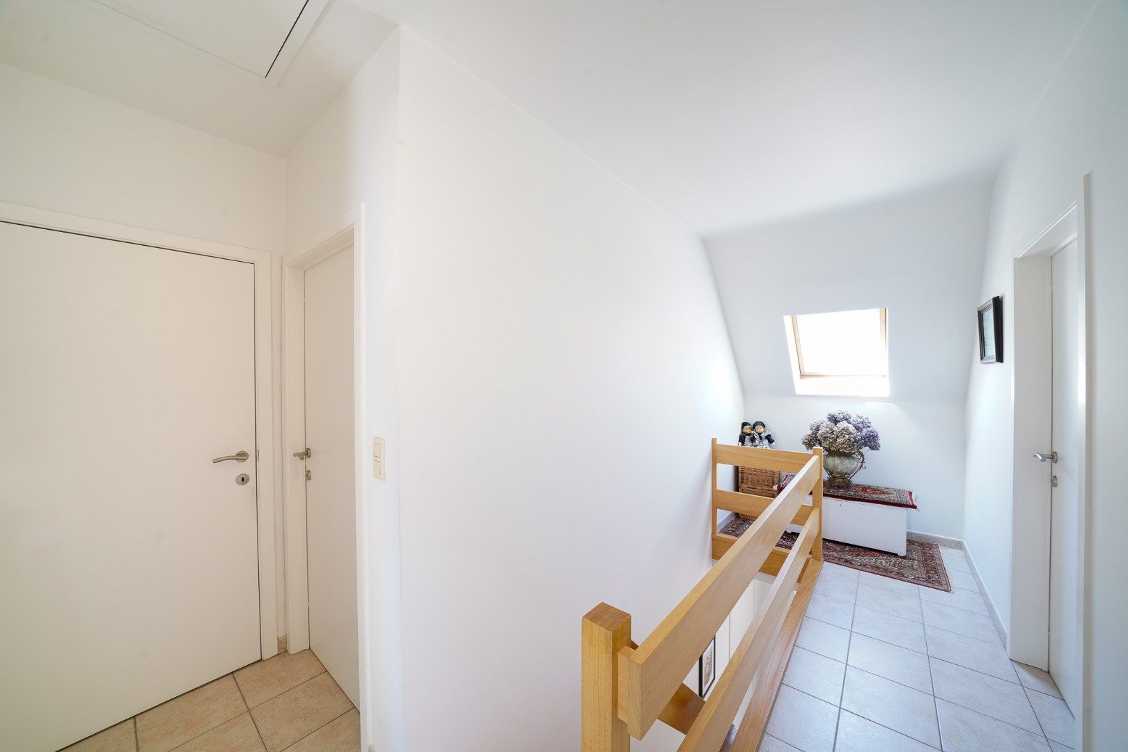  Instapklare woning met garage en zonnige tuin in Oostende (Konterdam) foto 11