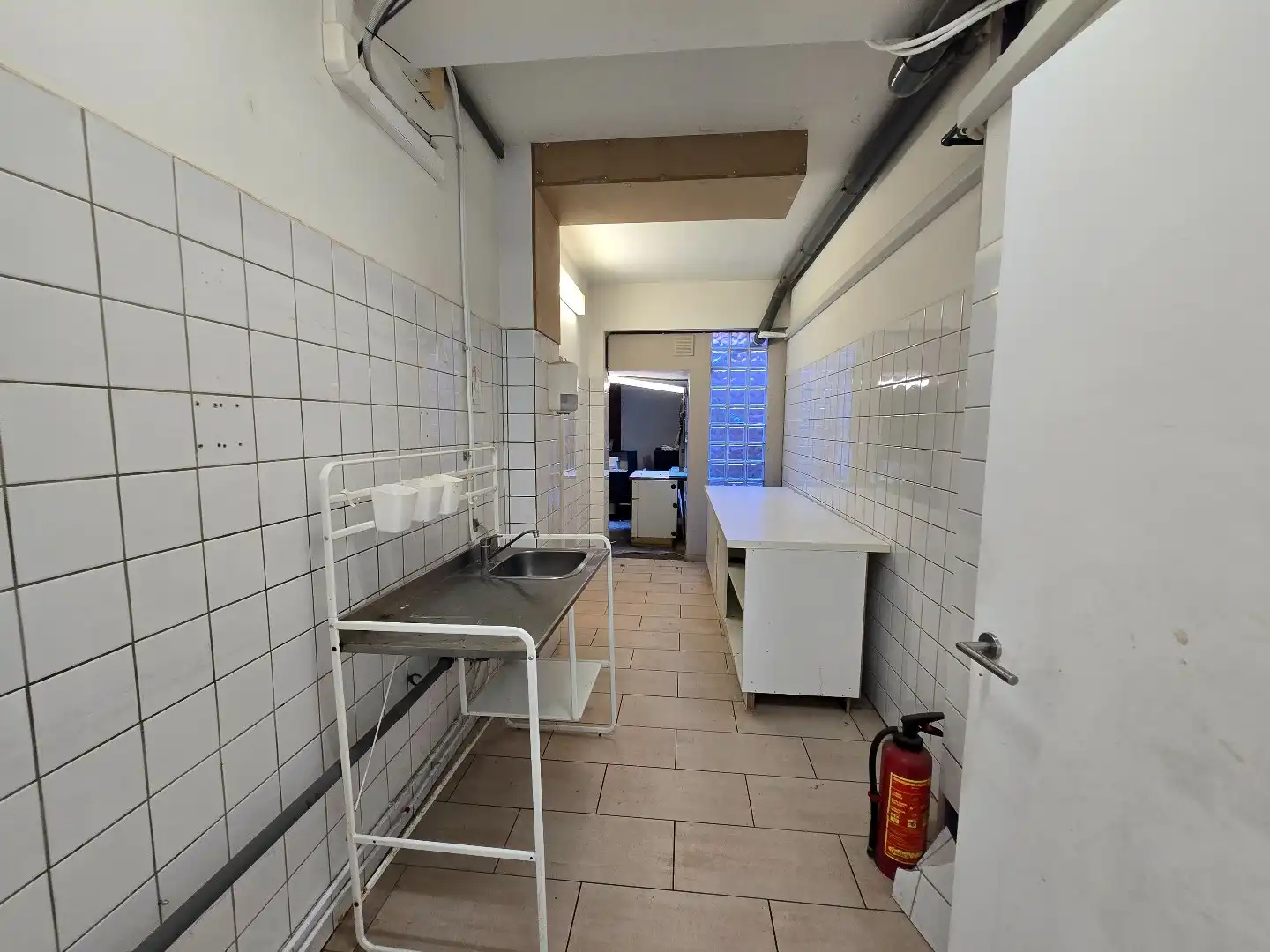 Commercieel gelegen handelspand van ca. 86 m² in het centrum van Hasselt. foto 7
