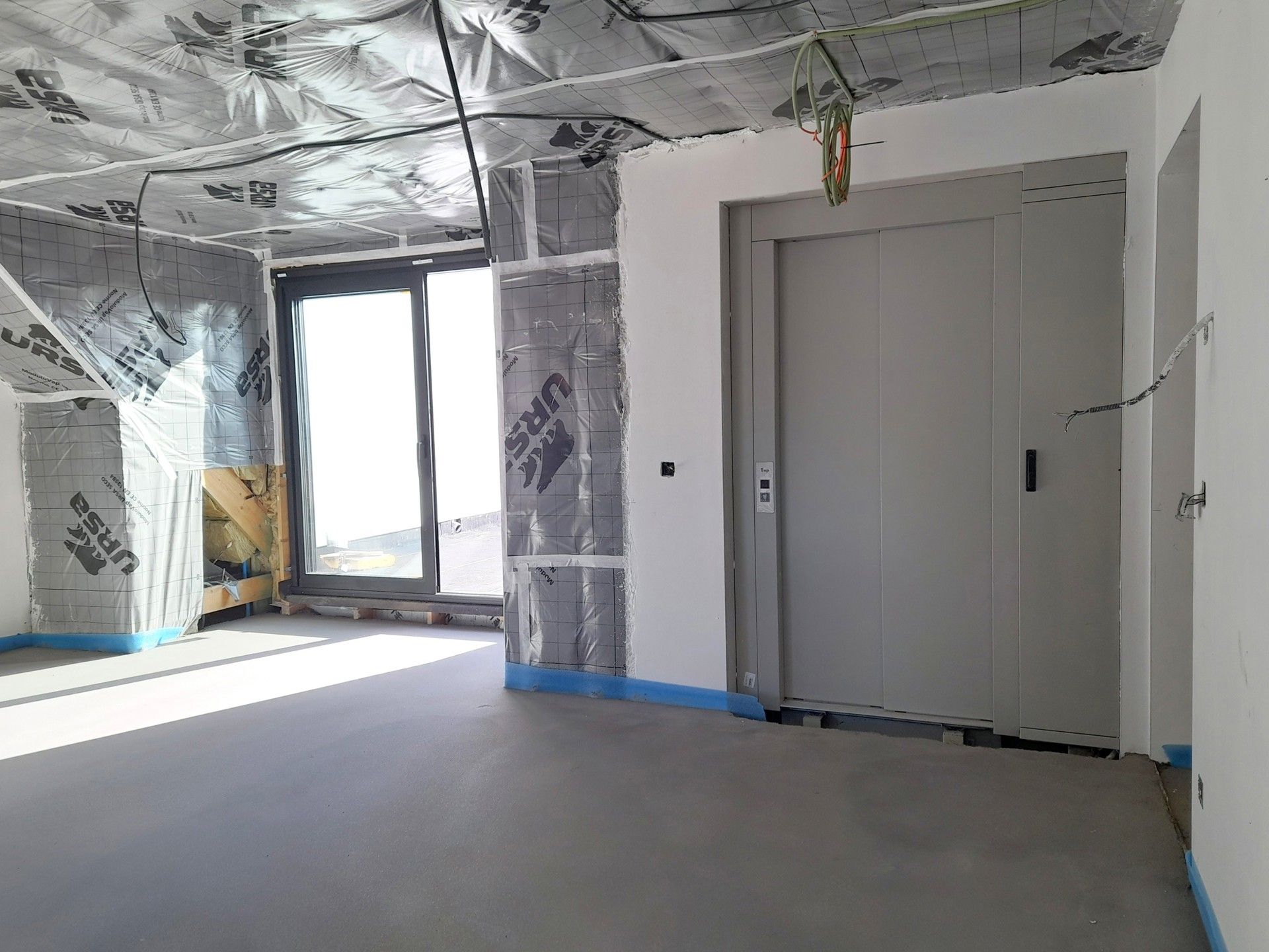 Nieuwbouwappartement INCLUSIEF kosten, garage en berging foto 2