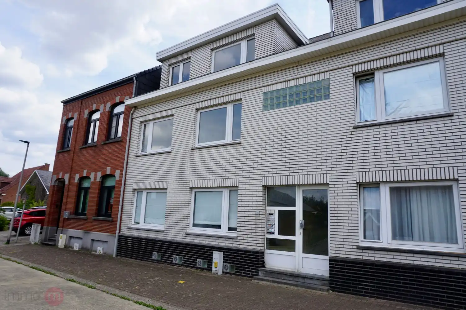 Rustig gelegen appartment met 2 slaapkamers foto {{pictureIndex}}