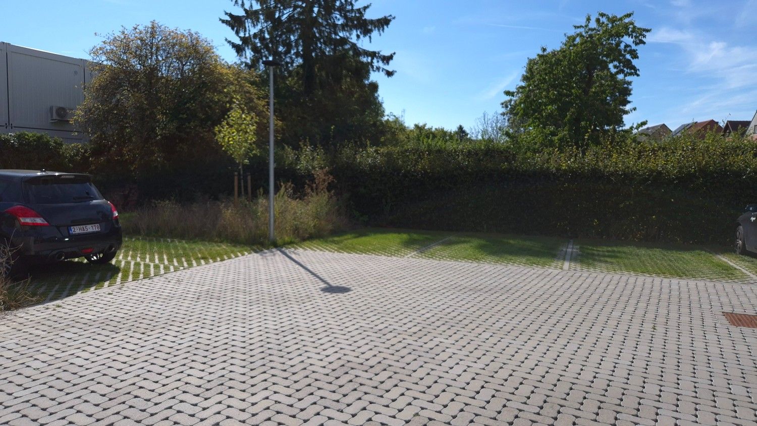 Stijlvol gelijkvloers nieuwbouwappartement met 2 autostaanplaatsen en kelder foto 13
