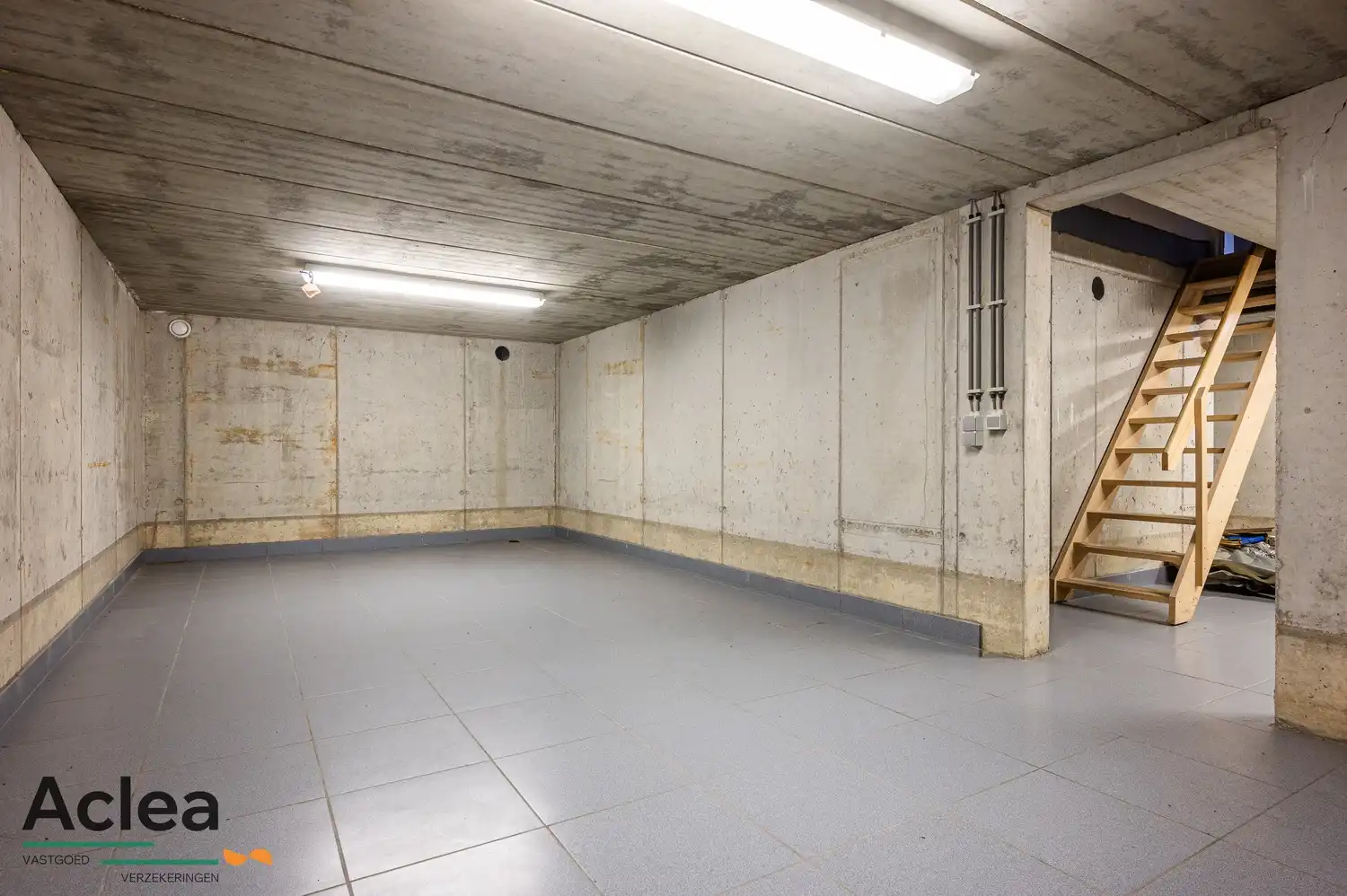 Statige burgerwoning met ruime tuin in het dorp van Watervliet foto 15