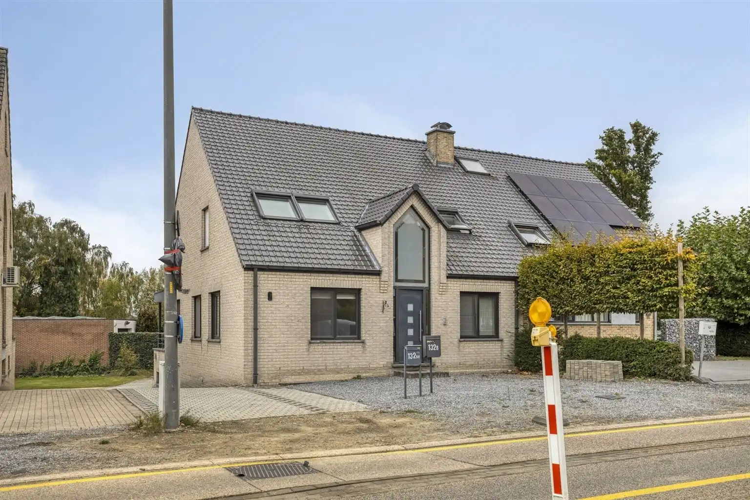 Ruim gelijkvloers appartement met gezellig, overdekt terras en ondergrondse garage, op een toplocatie vlak bij het centrum van Maaseik. foto 21