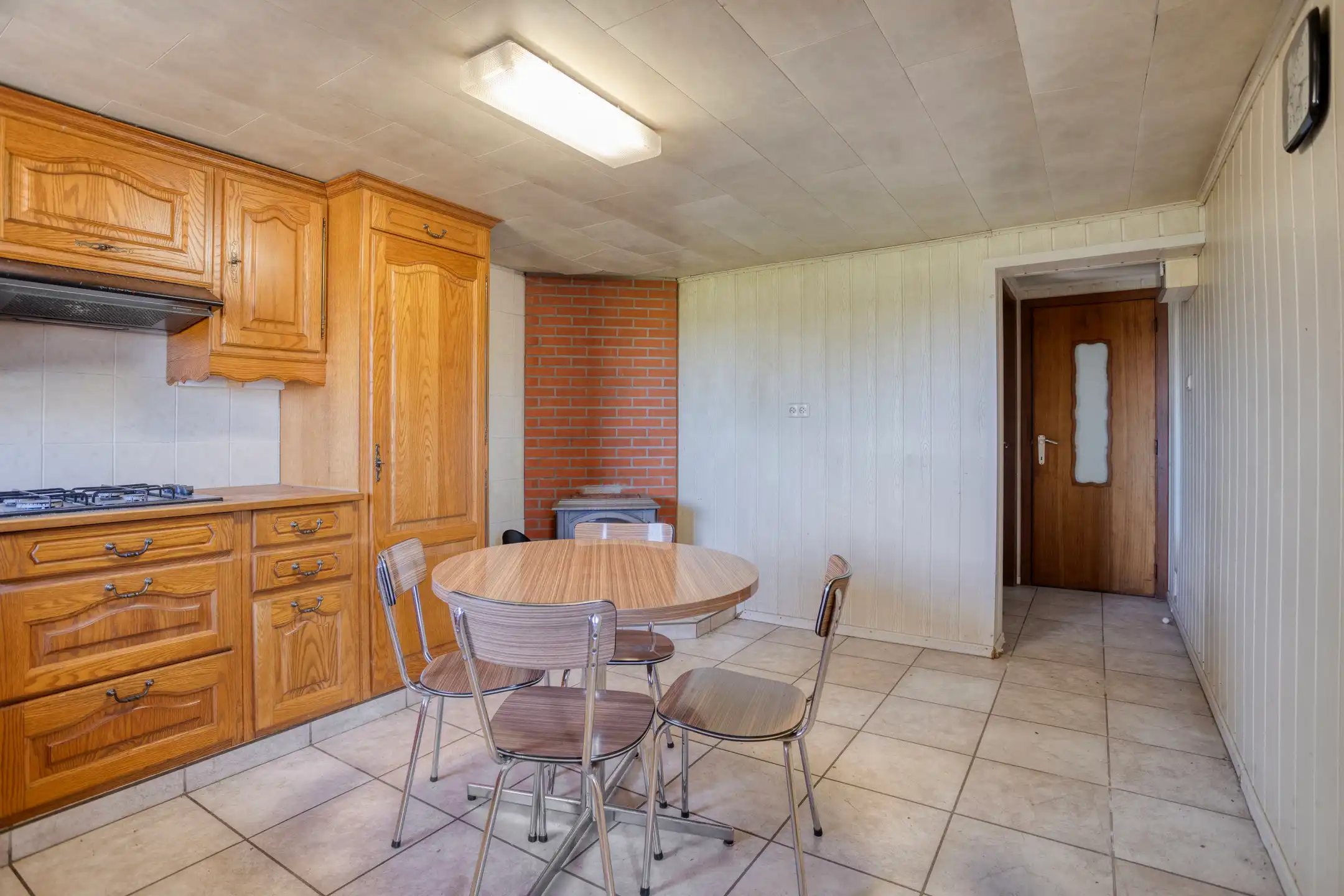 Te renoveren woning op een uniek perceel van 26are foto 8