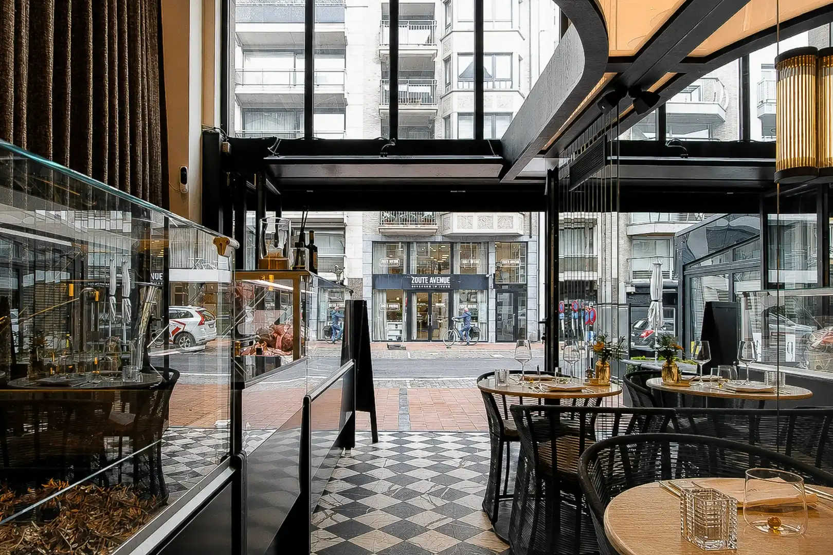 Overname horecazaak centrum Knokke Dumortierlaan 66  foto 4