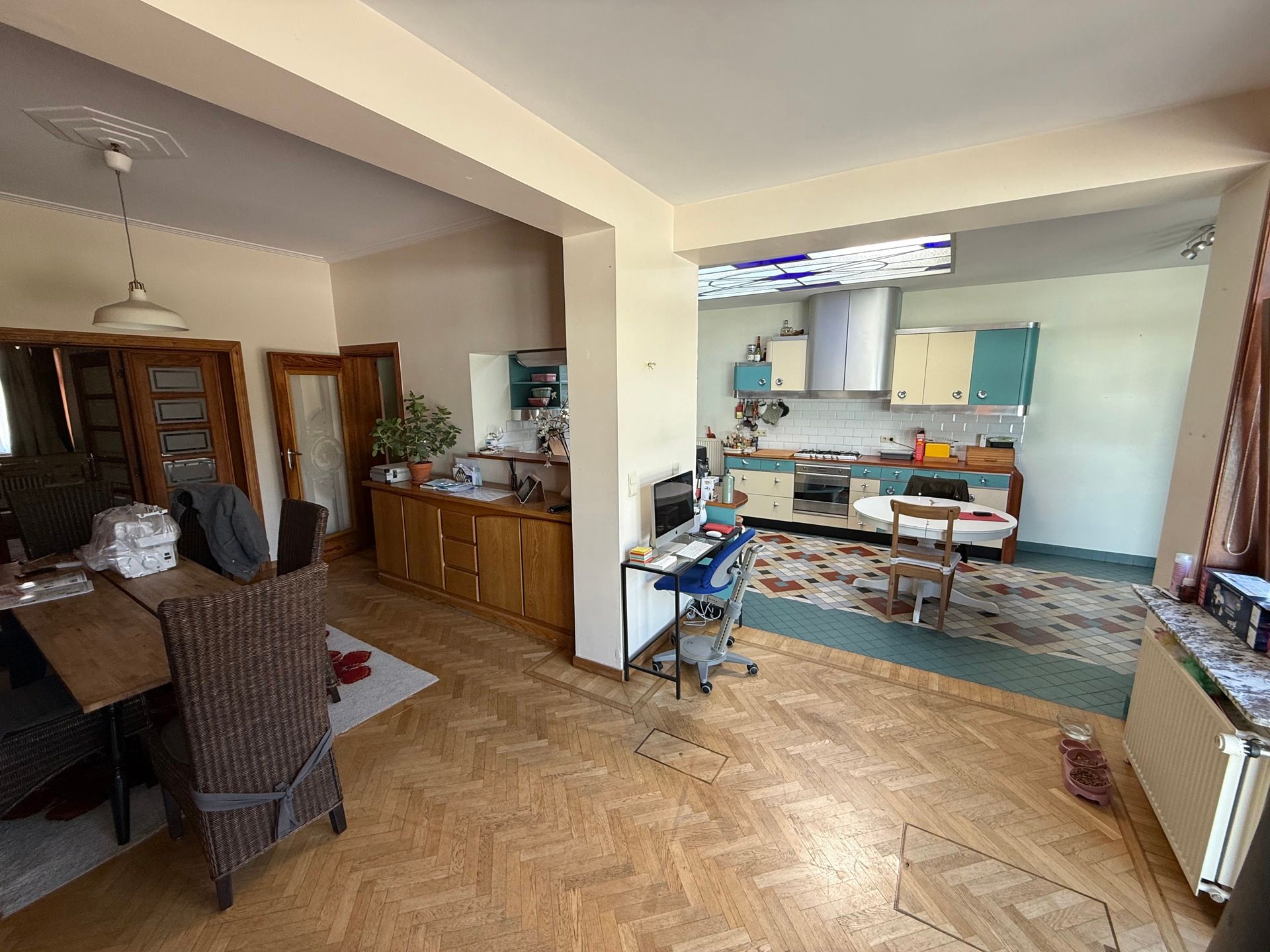 Charmante woning in art-decostijl met grote tuin foto 4