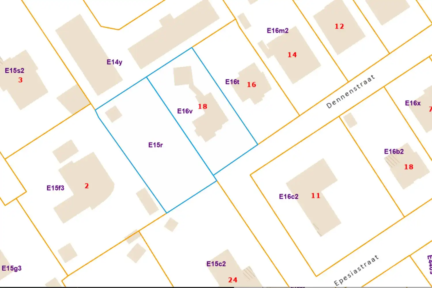Royale gezinswoning met 4 slaapkamers op toplocatie, inclusief naastliggend perceel grond foto 7