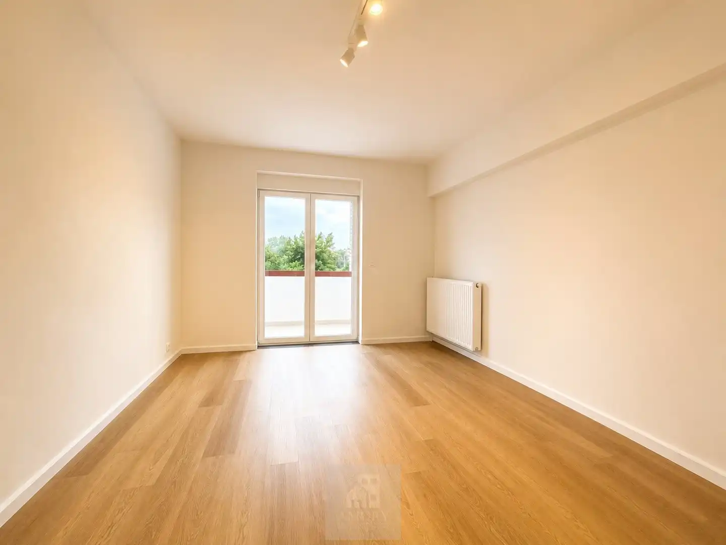 Volledig gerenoveerd en ruim 2-slaapkamerappartement te Gent (Ledeberg) foto 12