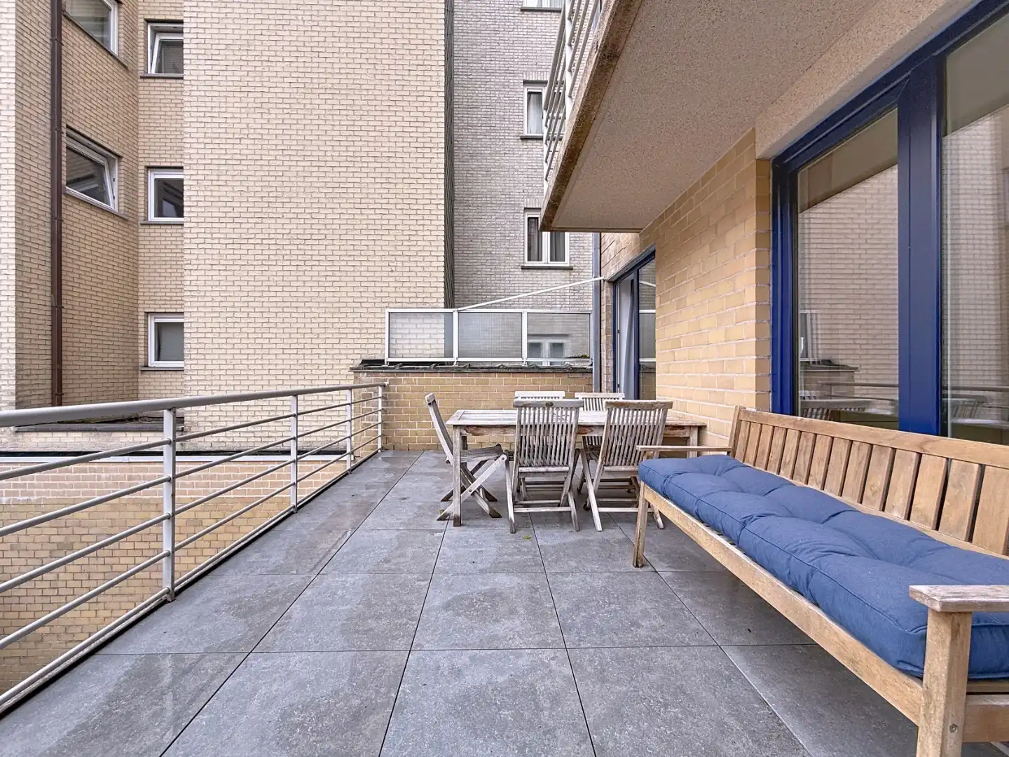 Ruim en lichtrijk appartement (type doorloper) op toplocatie foto 14