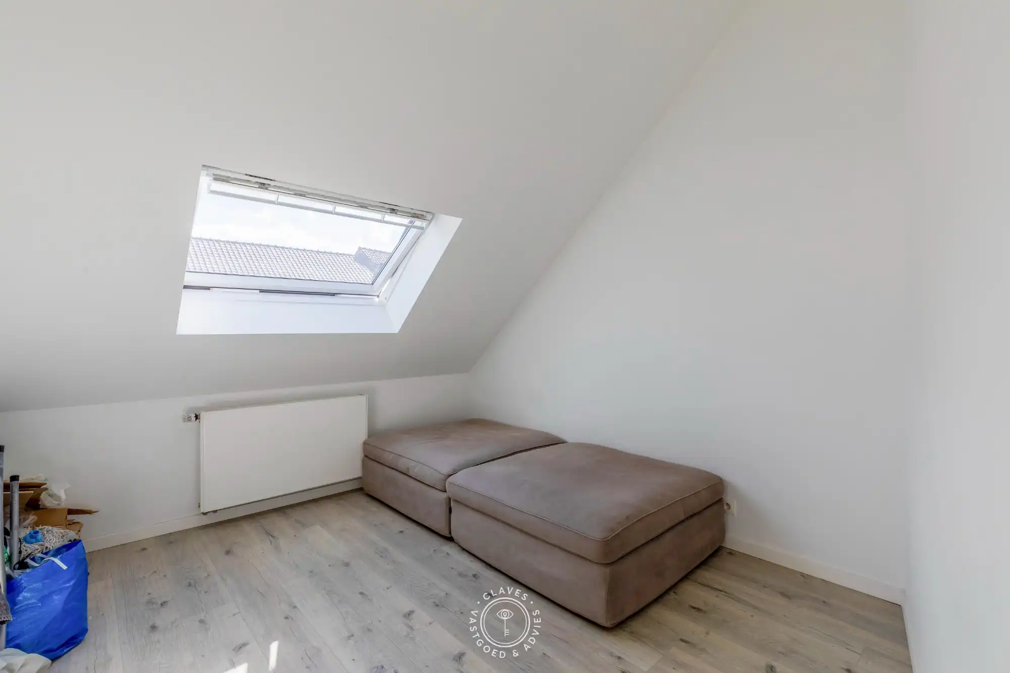 Karaktervol opbrengsteigendom met 3 woonentiteiten en aangename tuin foto 25