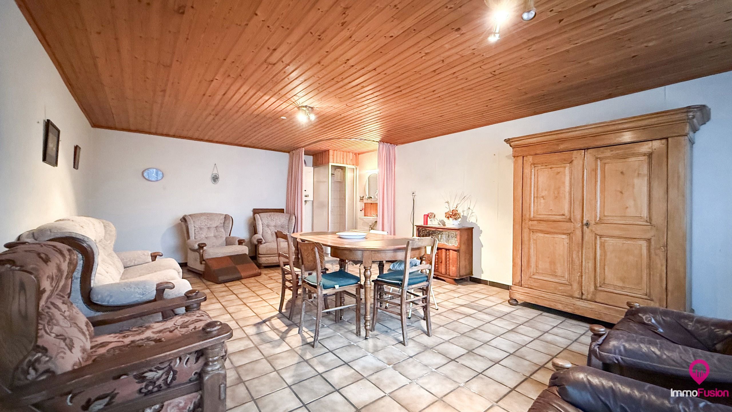 Bungalow met grote werkplaats en weide op 42 are in Alken foto 25