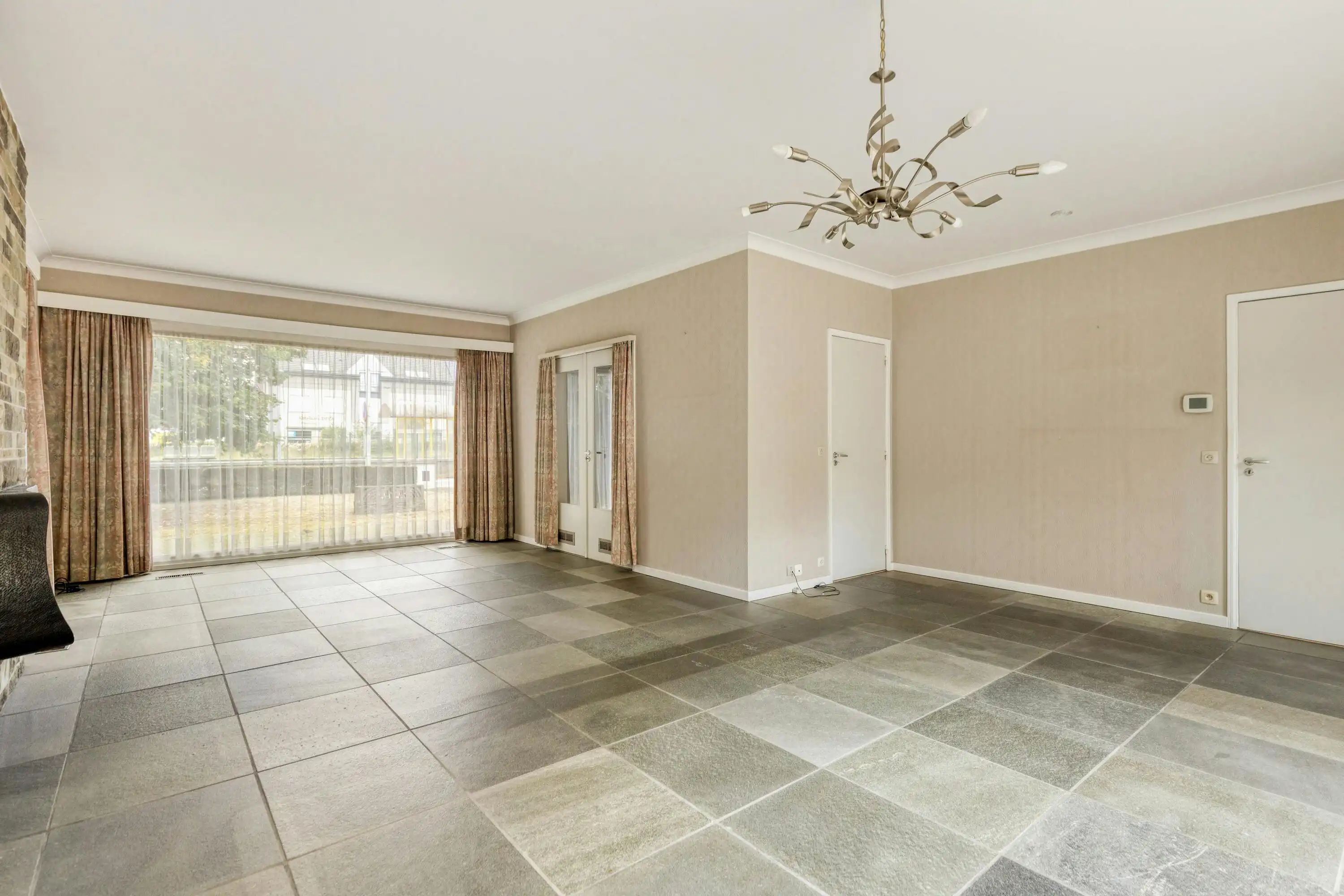 Huis met 4 slaapkamers te koop in centrum Kapellen!  foto 7