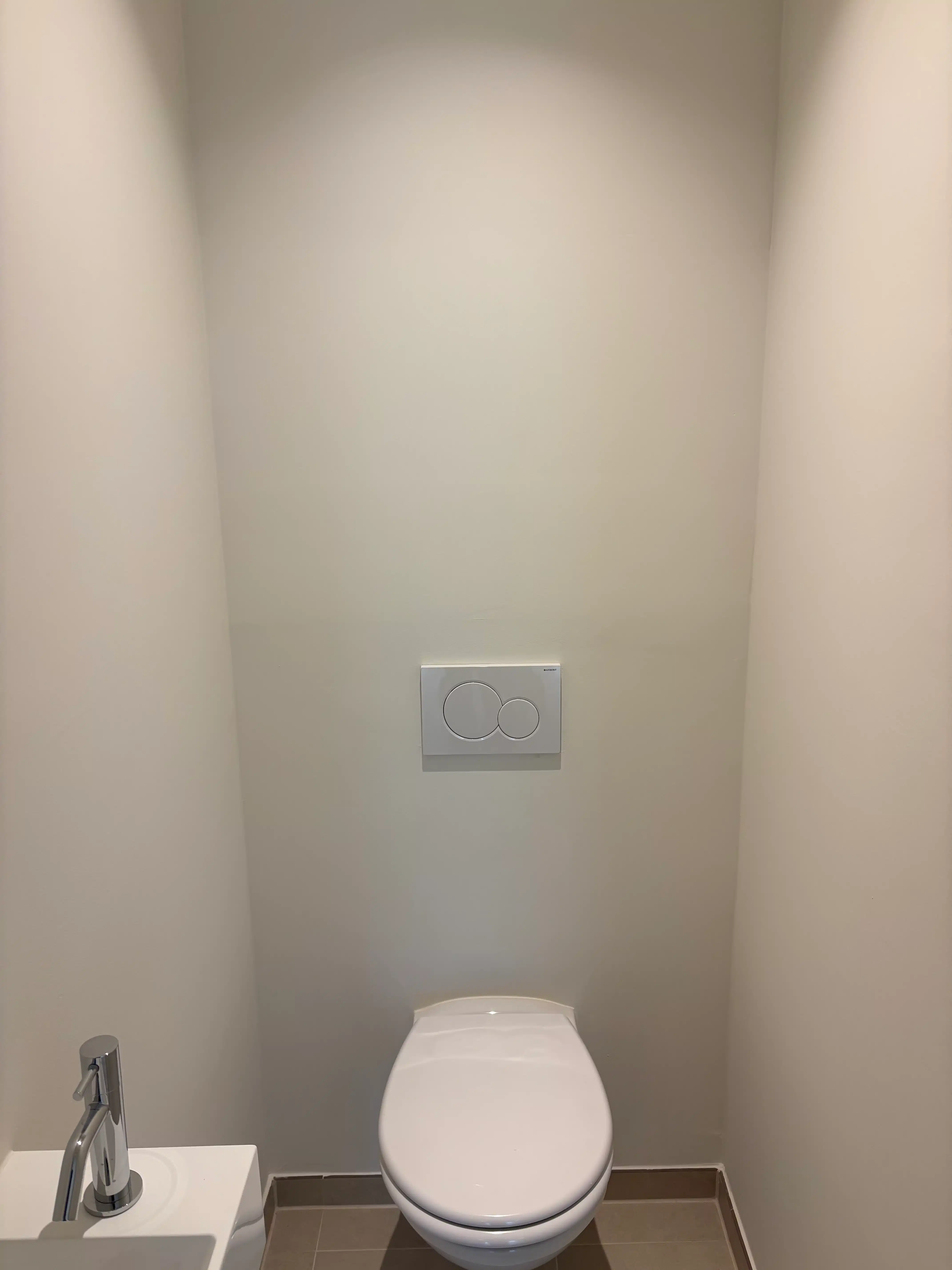 Modern Wonen & Werken: Luxueus Nieuwbouwappartement met 2 Slaapkamers en Bureau foto 5