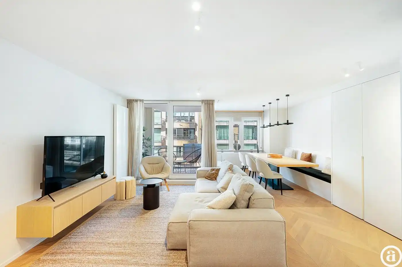Instapklaar appartement 2 slpk gelegen nabij centrum Knokke.   foto 3