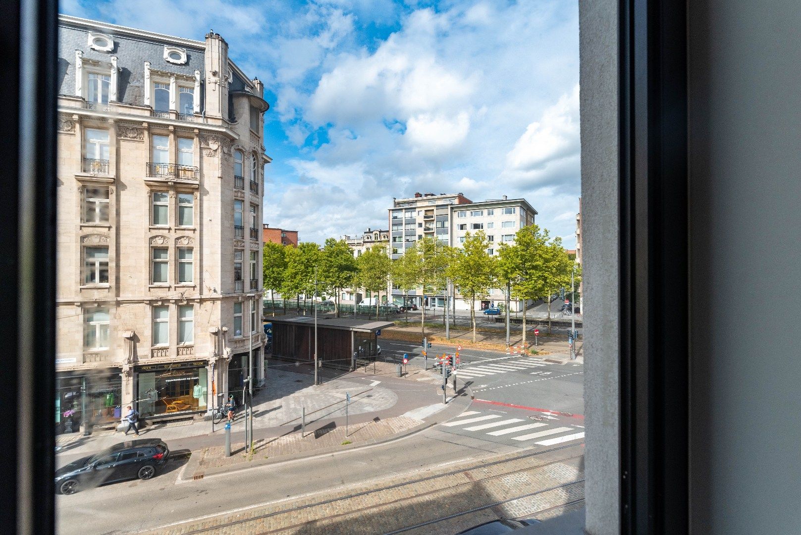 Gerenoveerd appartement voor een echte stadsmus!  foto 9
