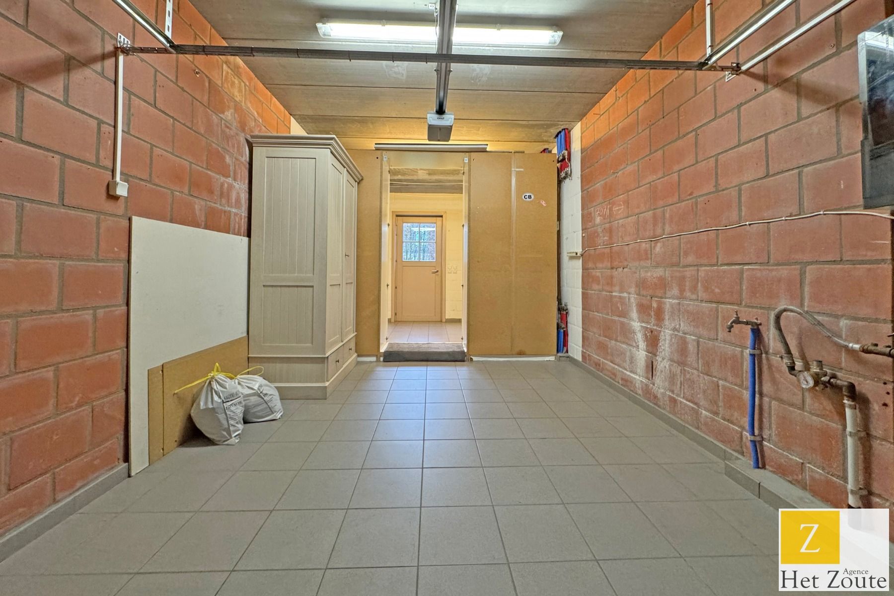 Opgefriste woning met tuin in het hartje van Ramskapelle foto 23