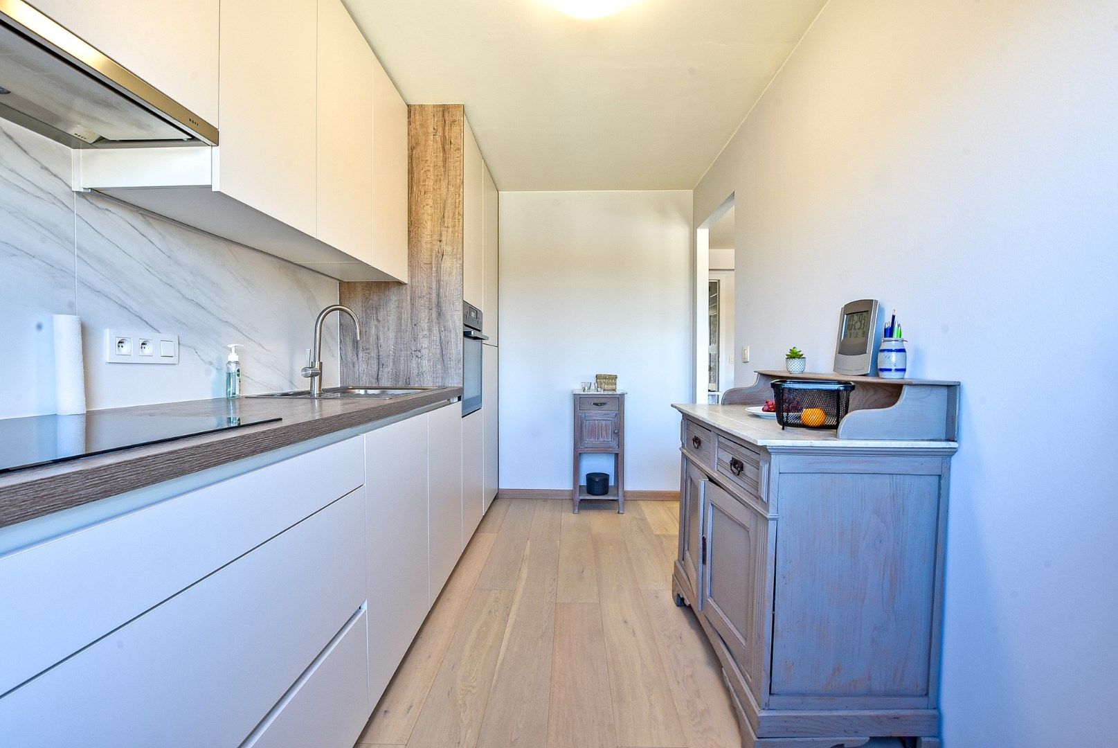Gezellig instapklaar 2 slaapkamer appartement in hartje Diksmuide! foto 7