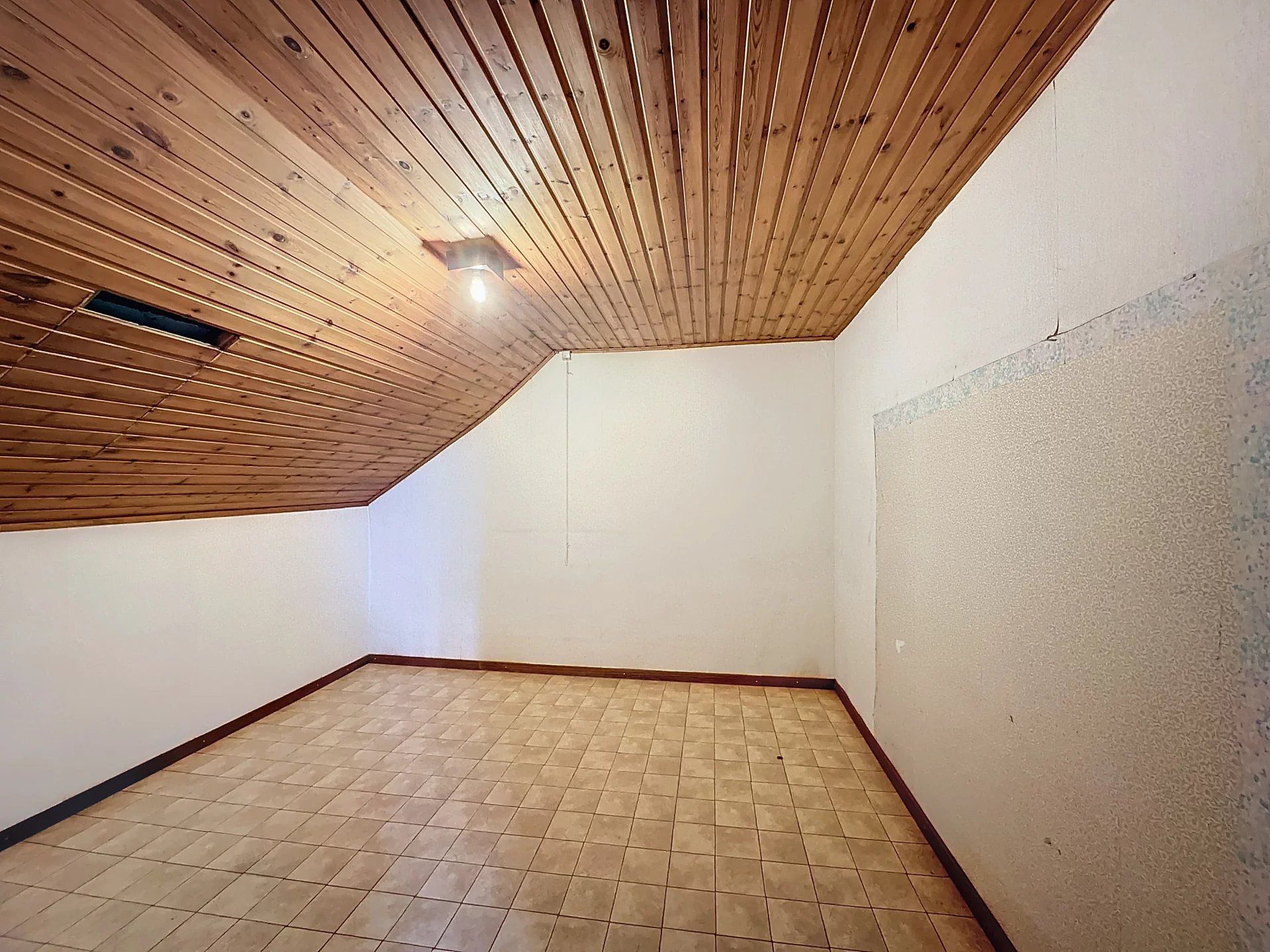 Gezellige te renoveren woning op zeer rustige locatie met zicht op groen. foto 17